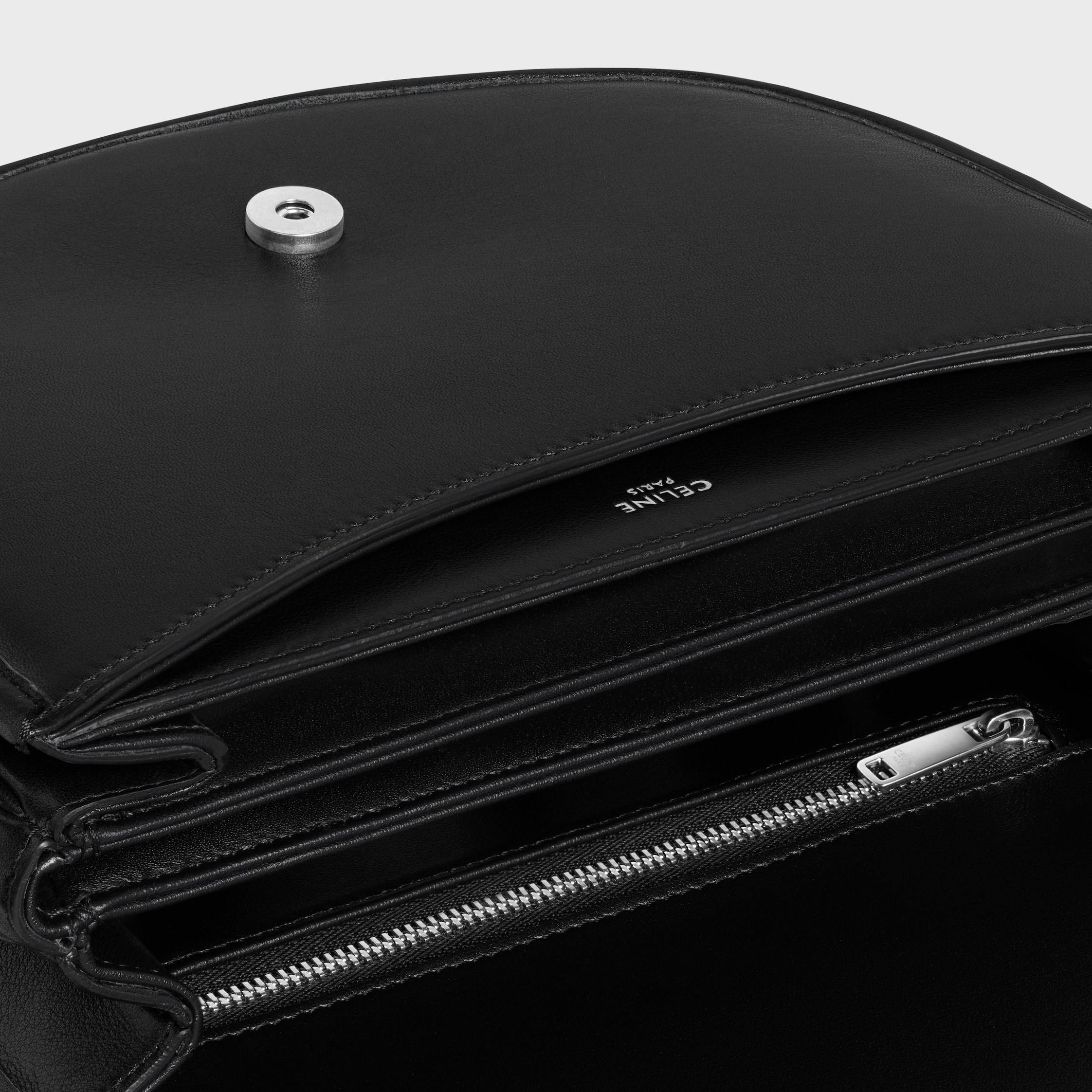 MEDIUM BESACE TRIOMPHE IN SUPPLE NATURAL CALFSKIN Product Image