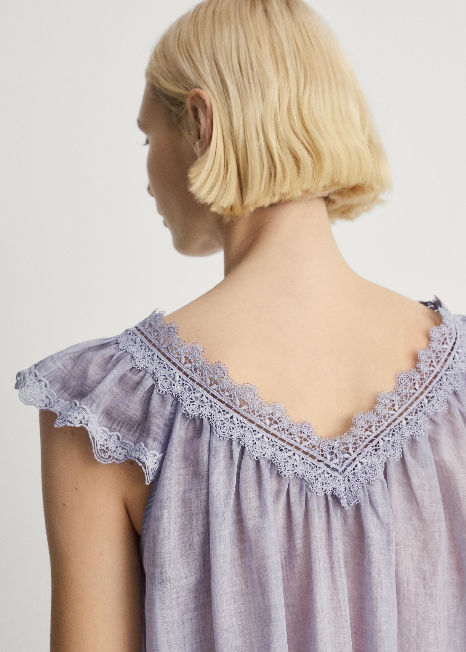 Overdyed lace cotton nightdress - Women | MANGO USA Product Image