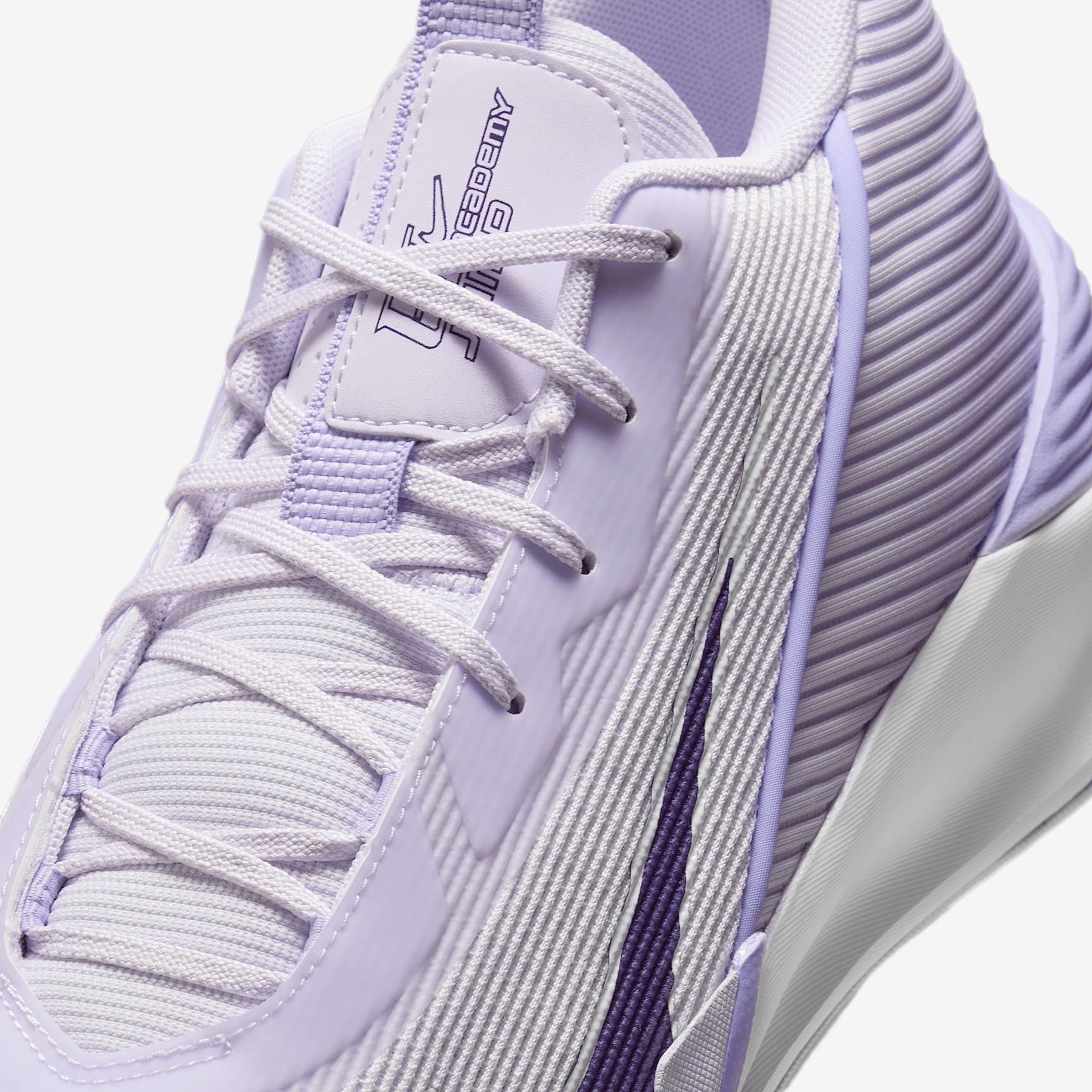 Nike Mens G.T. Jump Academy Basketball Shoes | FV5524-500 Product Image