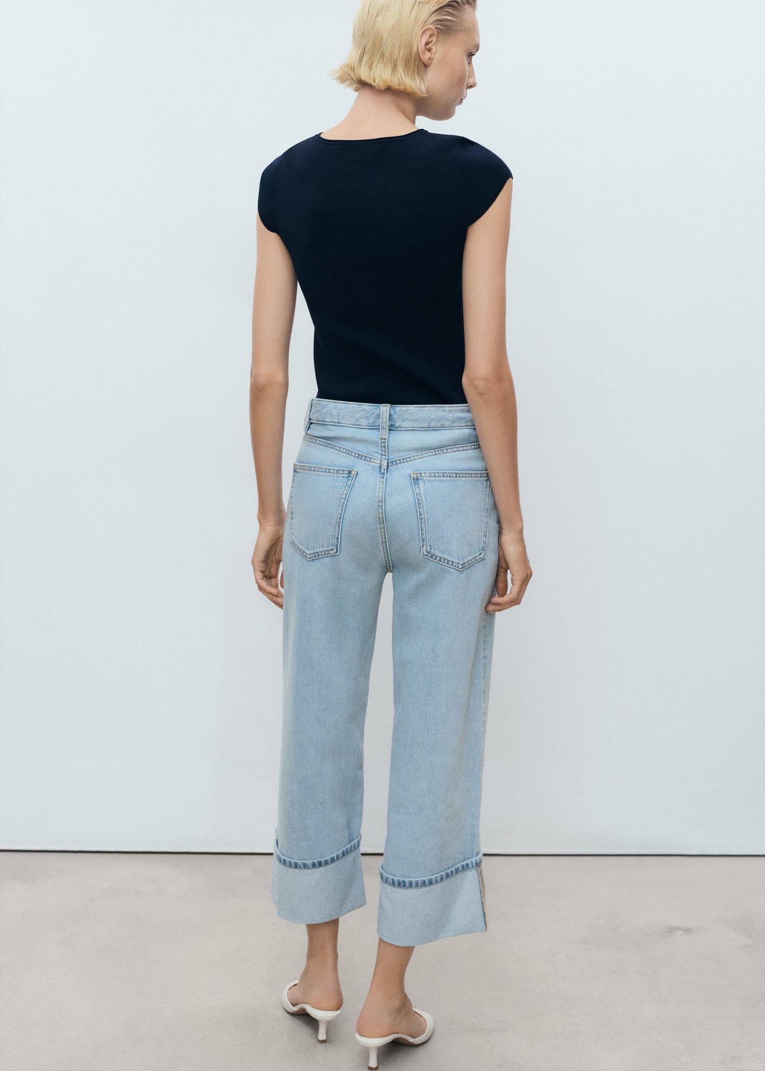 Wide-leg cropped jeans with turned-up hem - Women | MANGO USA Product Image