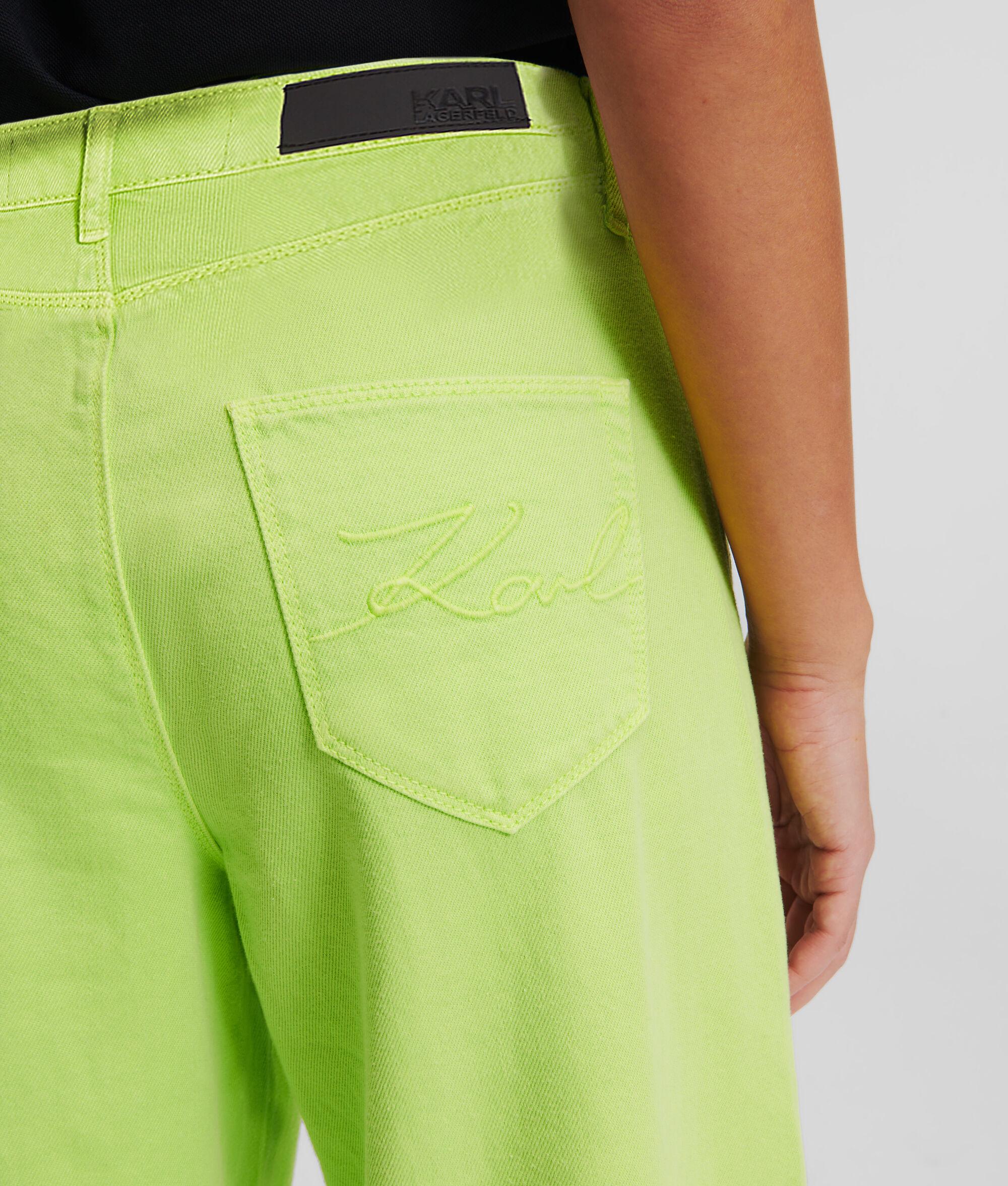 HIGH-WAIST WIDE-LEG JEANS Product Image