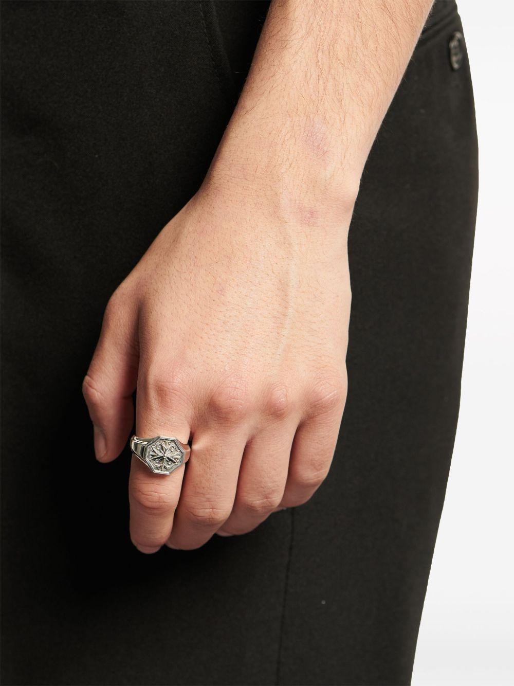 logo-crest signet ring Product Image