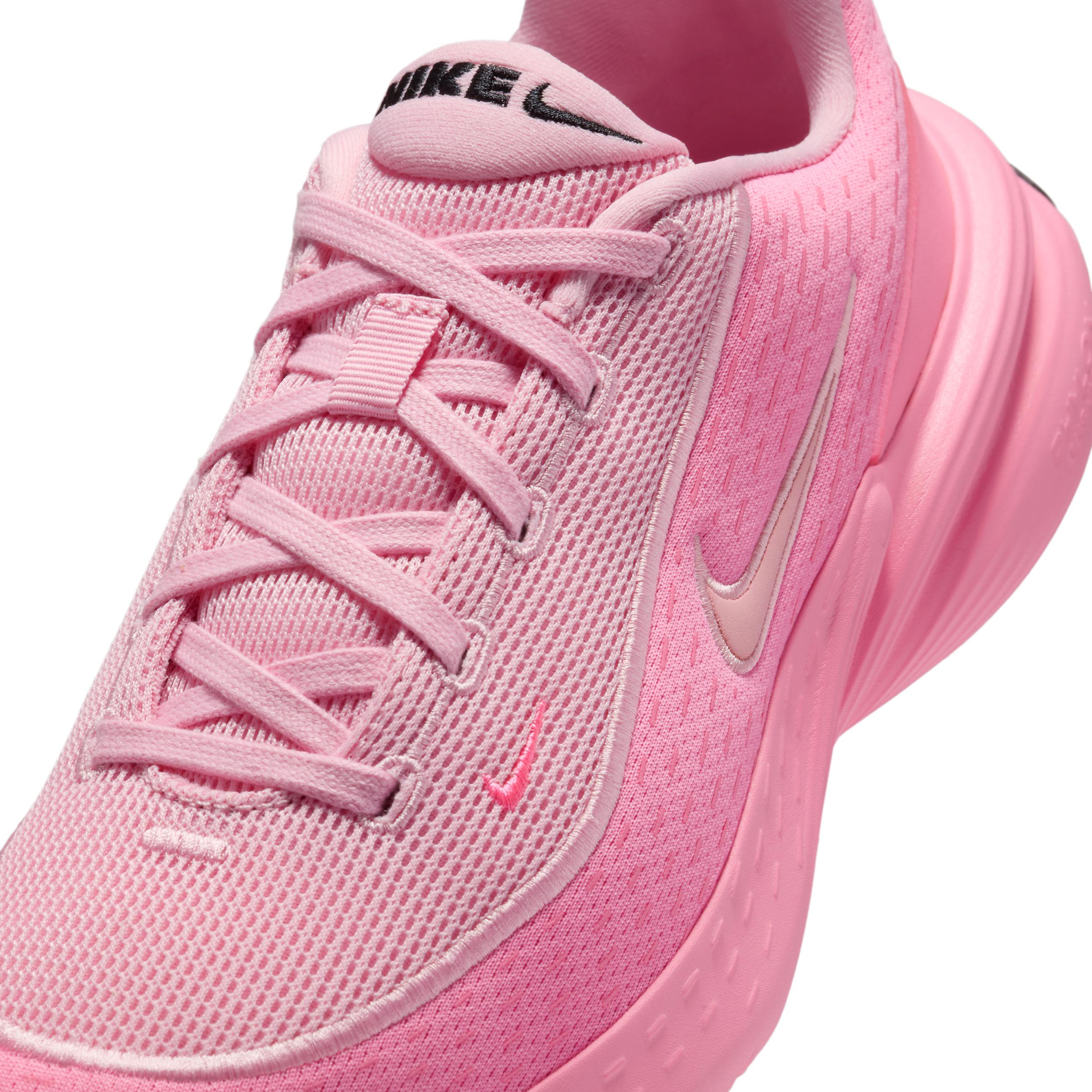 Nike Women's Uplift SC Shoes Product Image