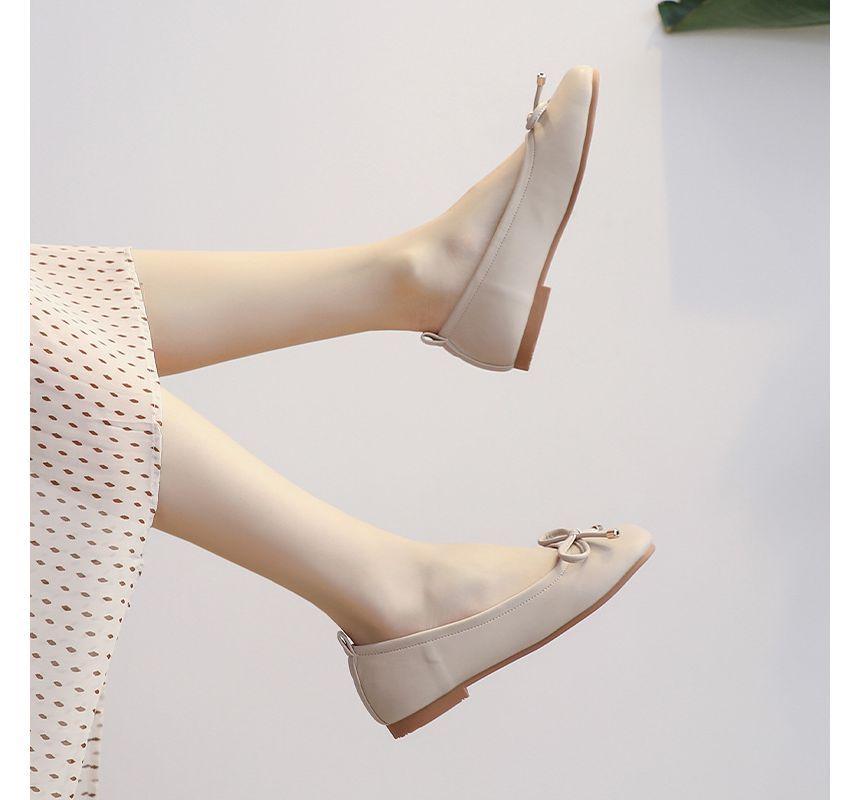 Genuine Leather Bow Flats Product Image