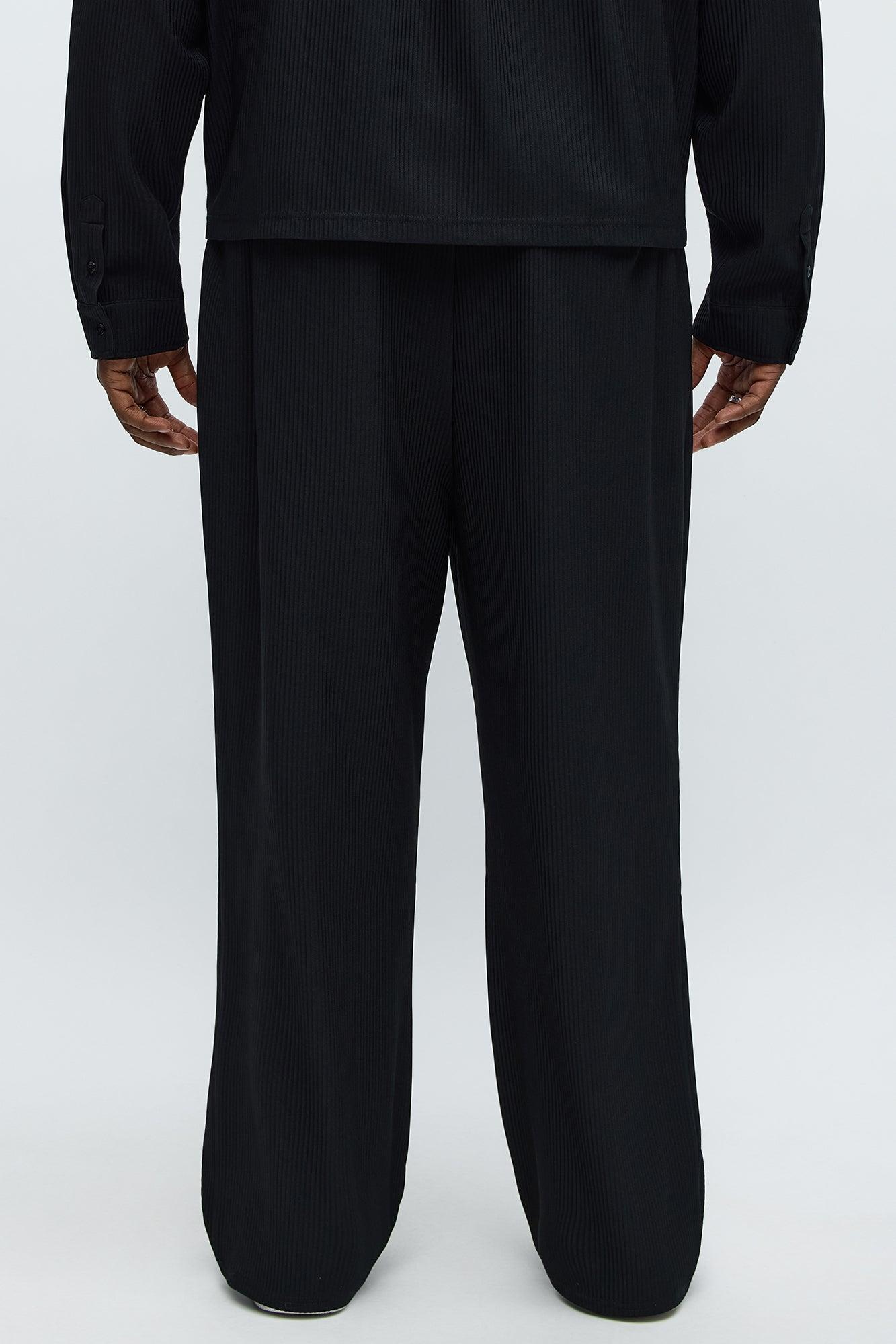 Show Up Baggy Elastic Waist Pant - Black Male Product Image