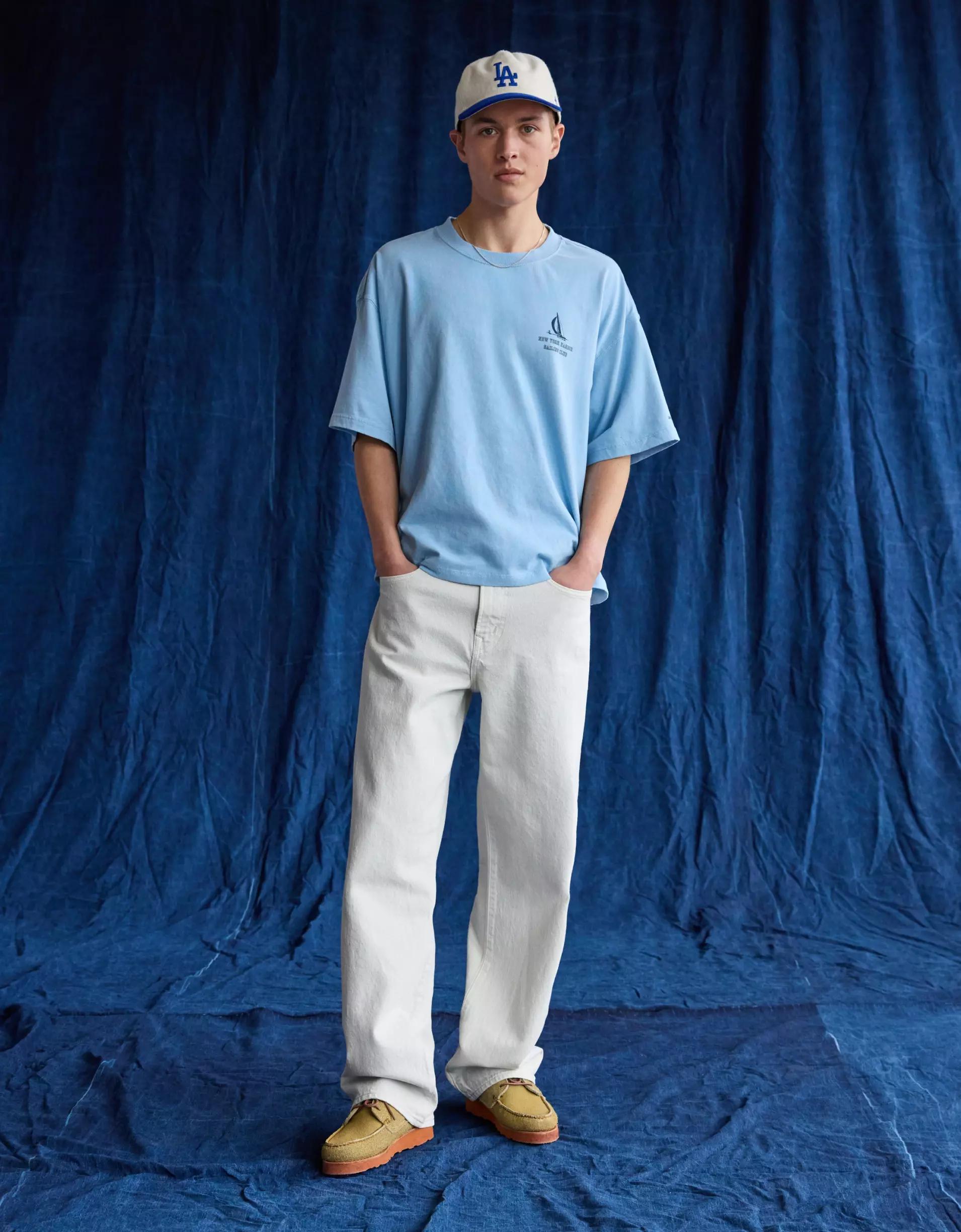 AE EasyFlex Loose Jean Product Image