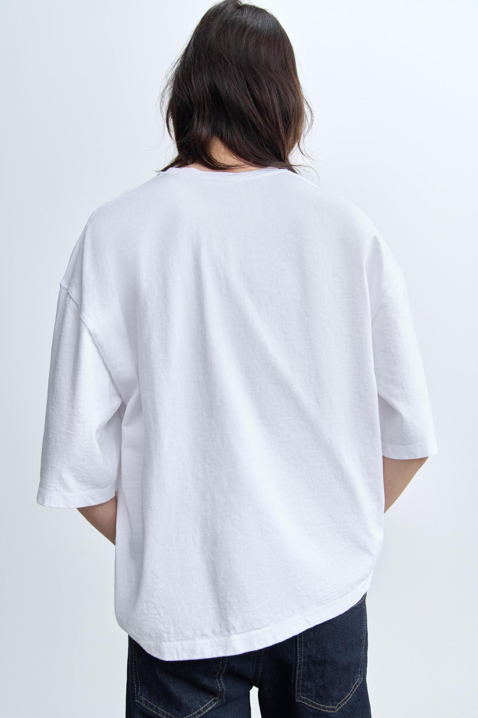 LOOSE FIT T-SHIRT Product Image