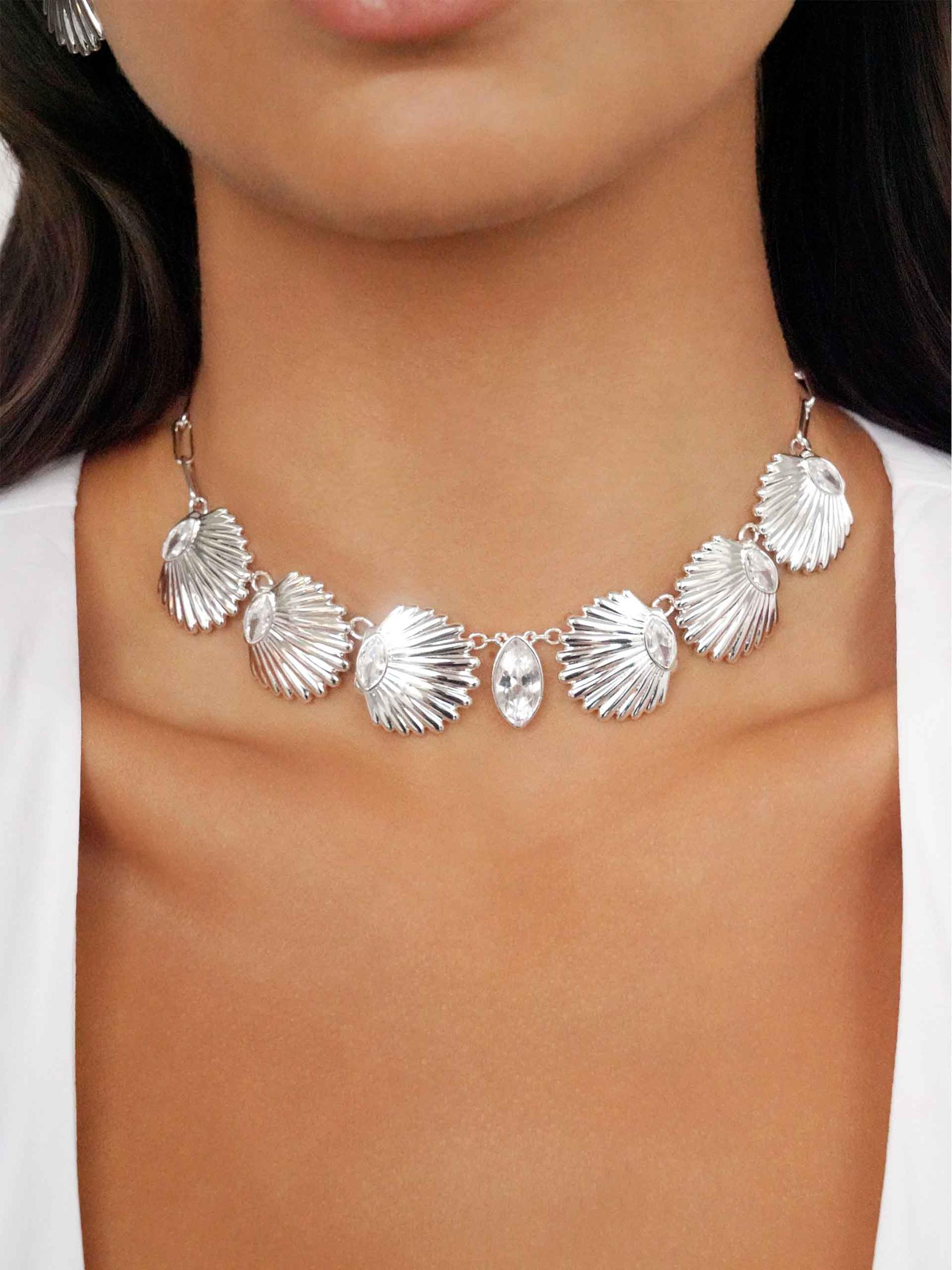 Santorini Shell Choker Product Image