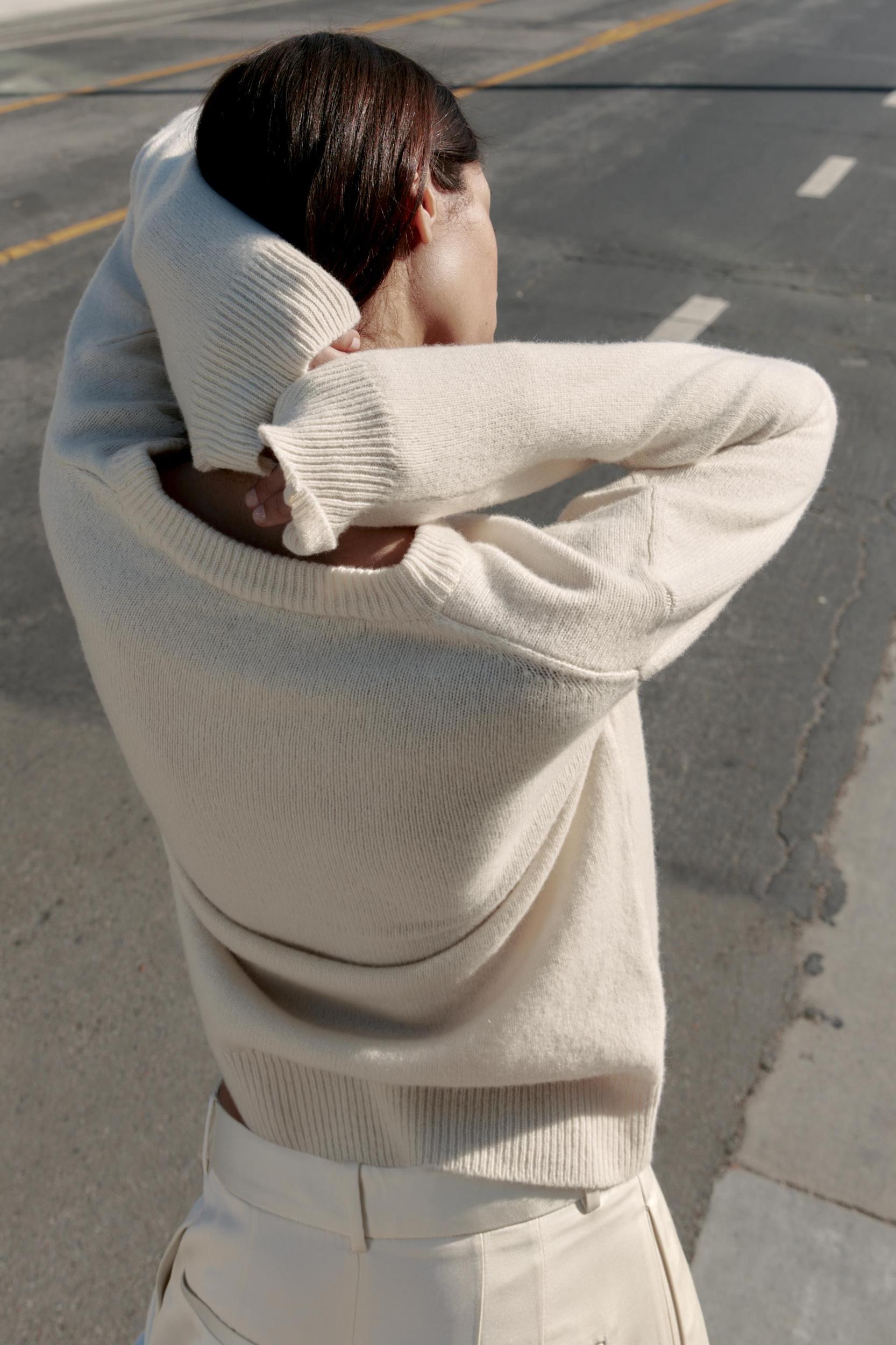 BASIC KNIT JUMPER Product Image