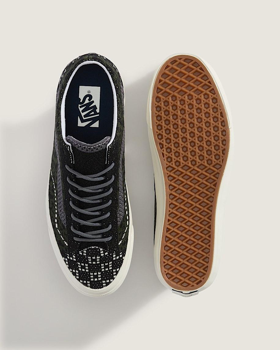 Premium Old Skool Shoe in Cheetah Dried Kelp Green / Black| Vans US Product Image
