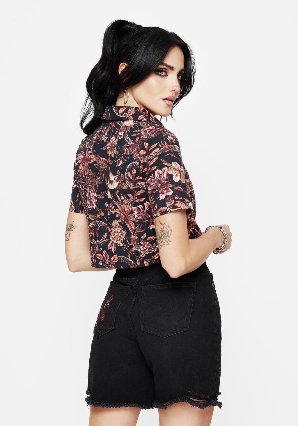 Bashe Cotton Floral Snake Print Short Sleeve Shirt Product Image