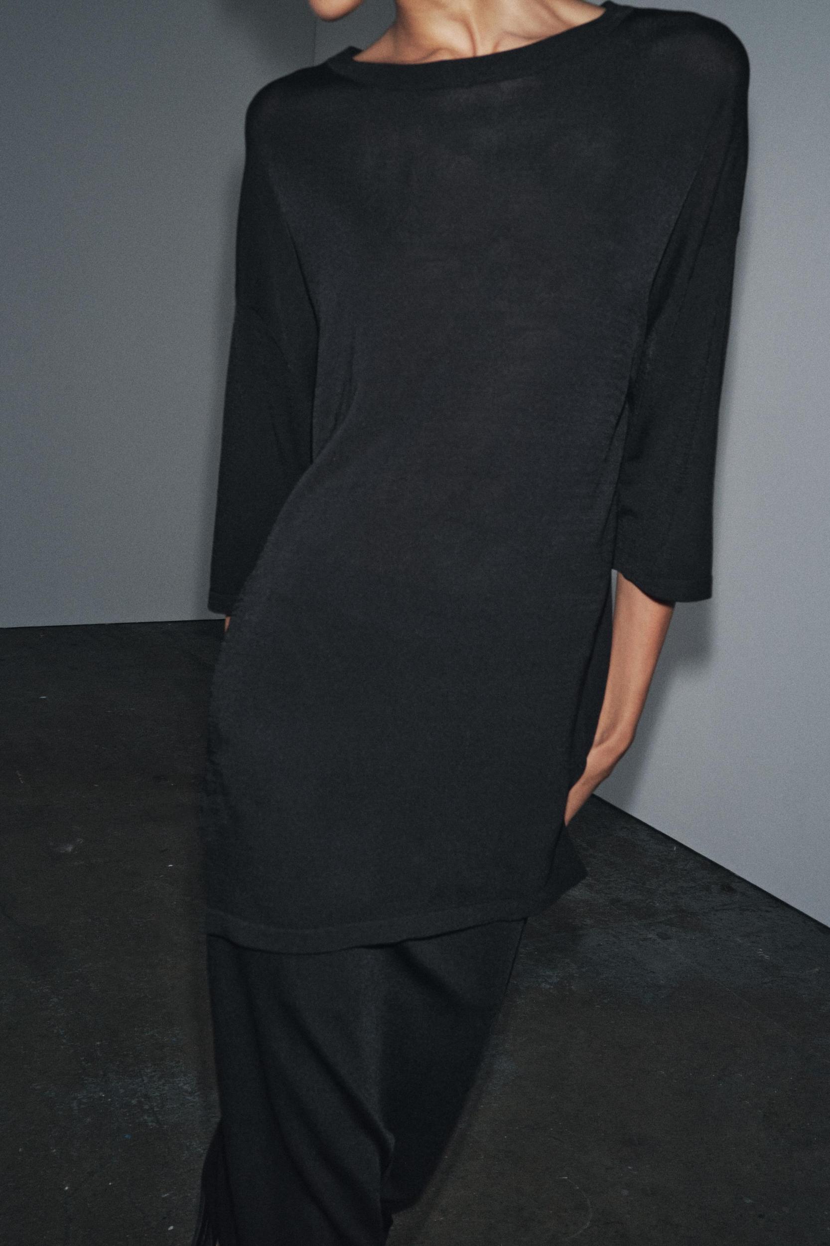 OVERSIZED PLAIN KNIT TOP Product Image