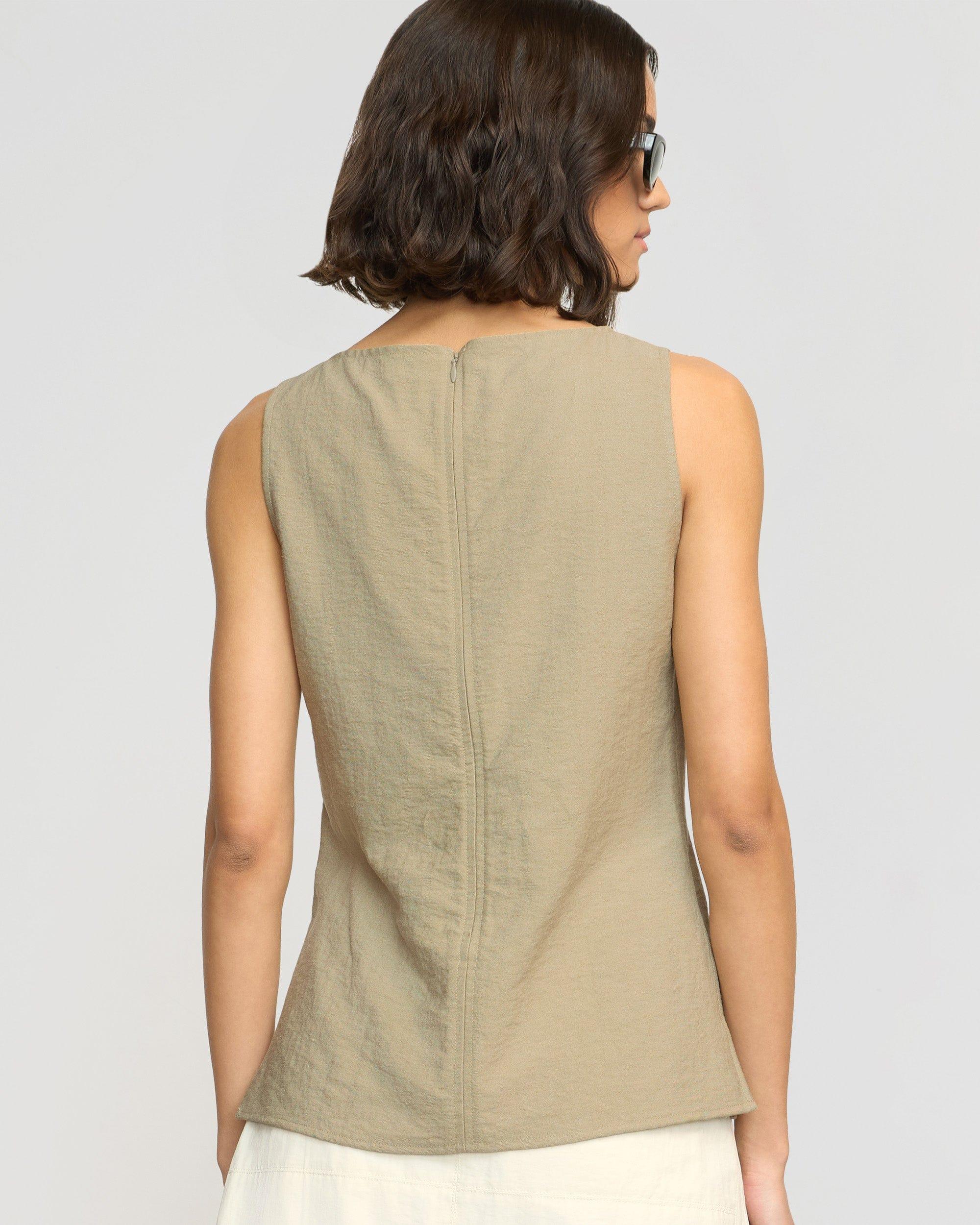 Jeannie Split-Hem Sleeveless Blouse Product Image