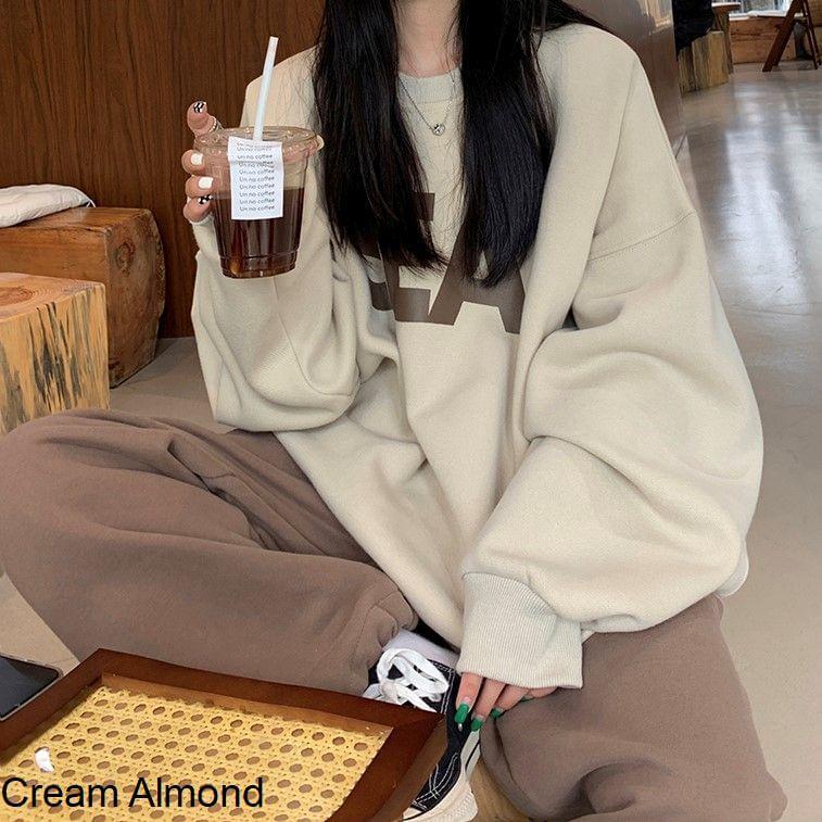 Lettering Sweatshirt / Sweatpants Product Image