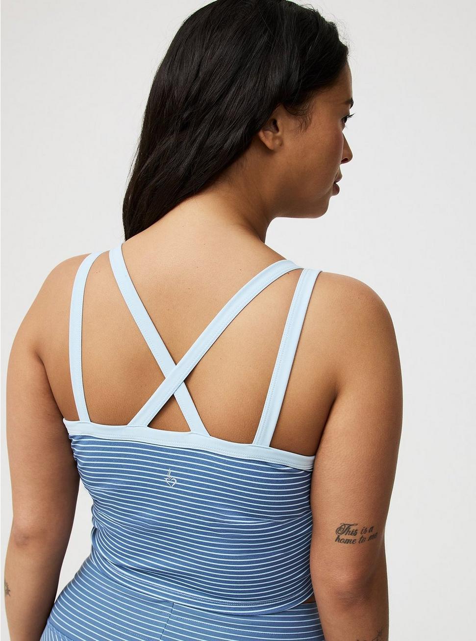 Performance Core Inner Shelf Longline Active Bra Product Image