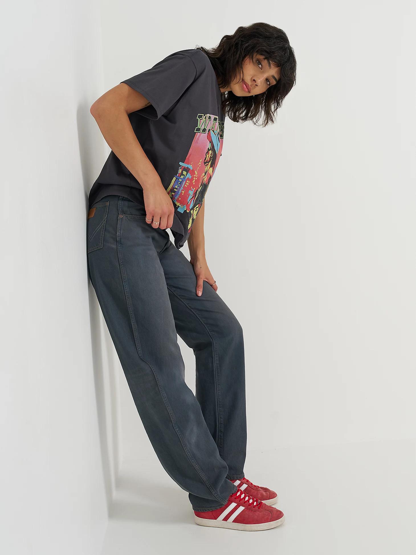 Women's Sleek Barrel Jean in Moonstone Fade Product Image