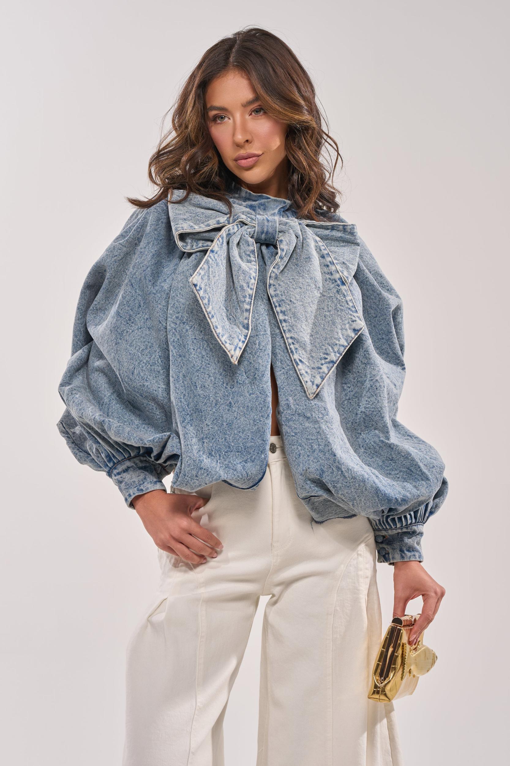 NEW DREAM PUFF SLEEVE TOP Product Image