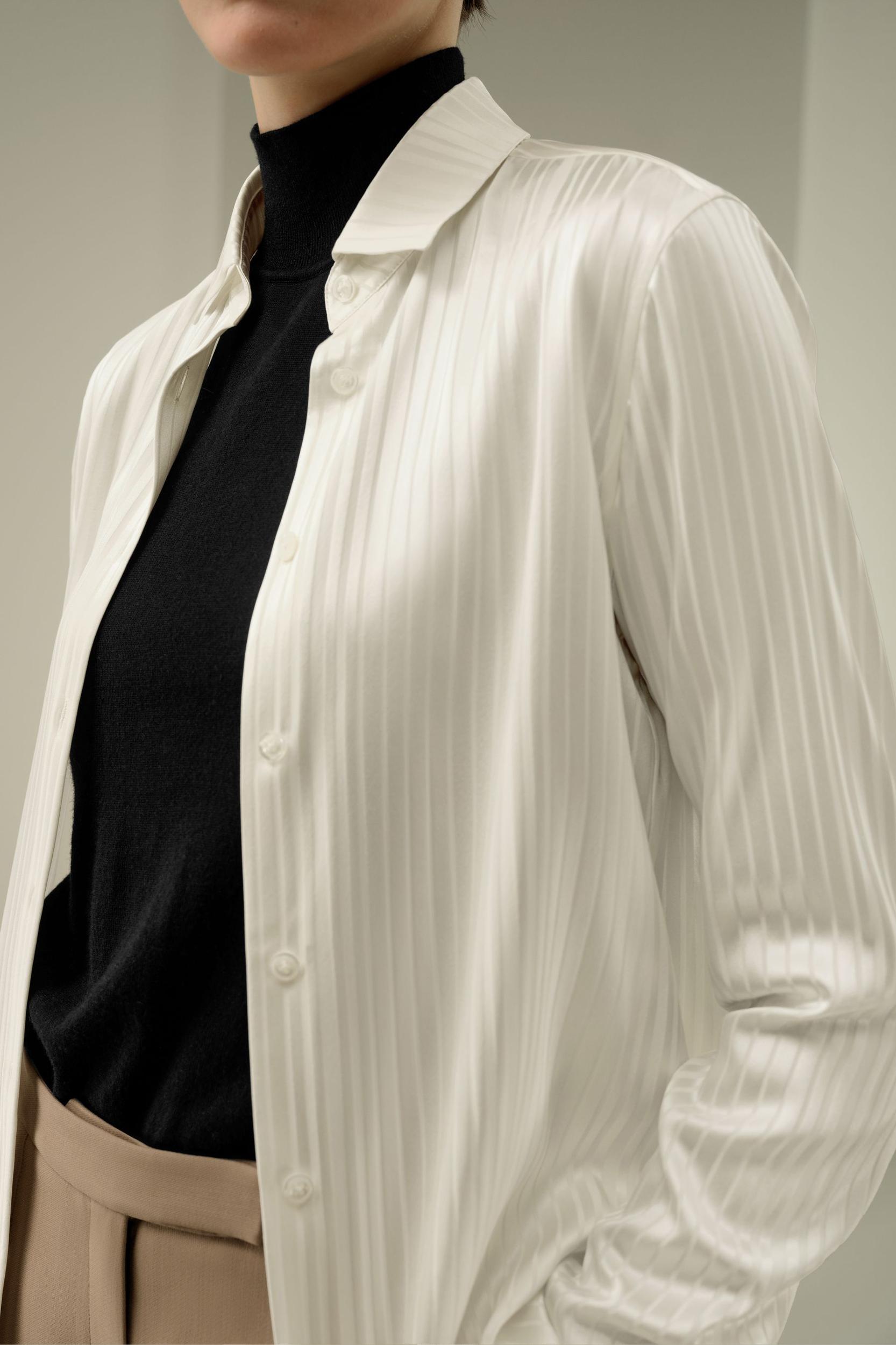 Stretched Jacquard Stripe Silk Shirt Product Image