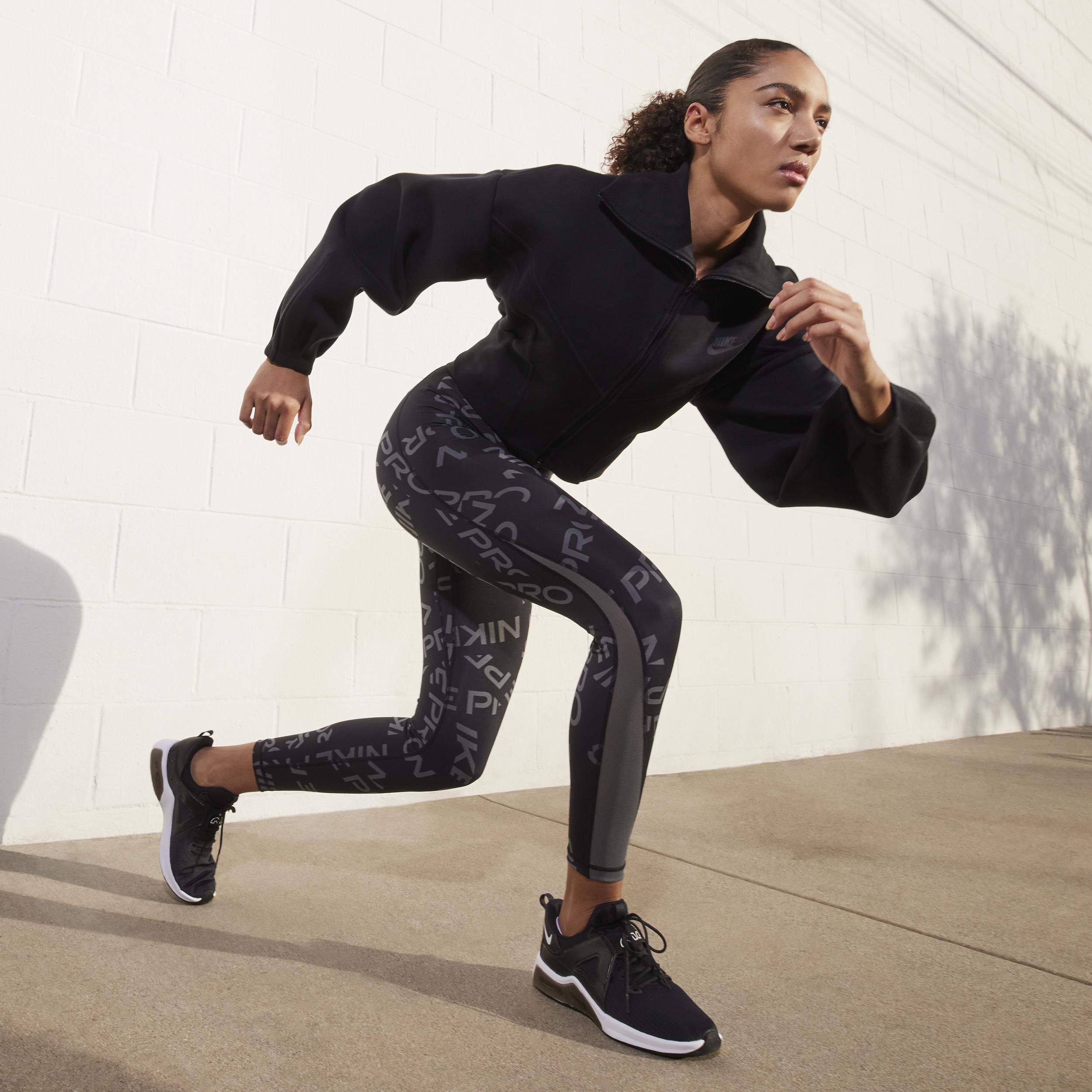 Nike Air Max Bella TR 5 Women's Workout Shoes Product Image