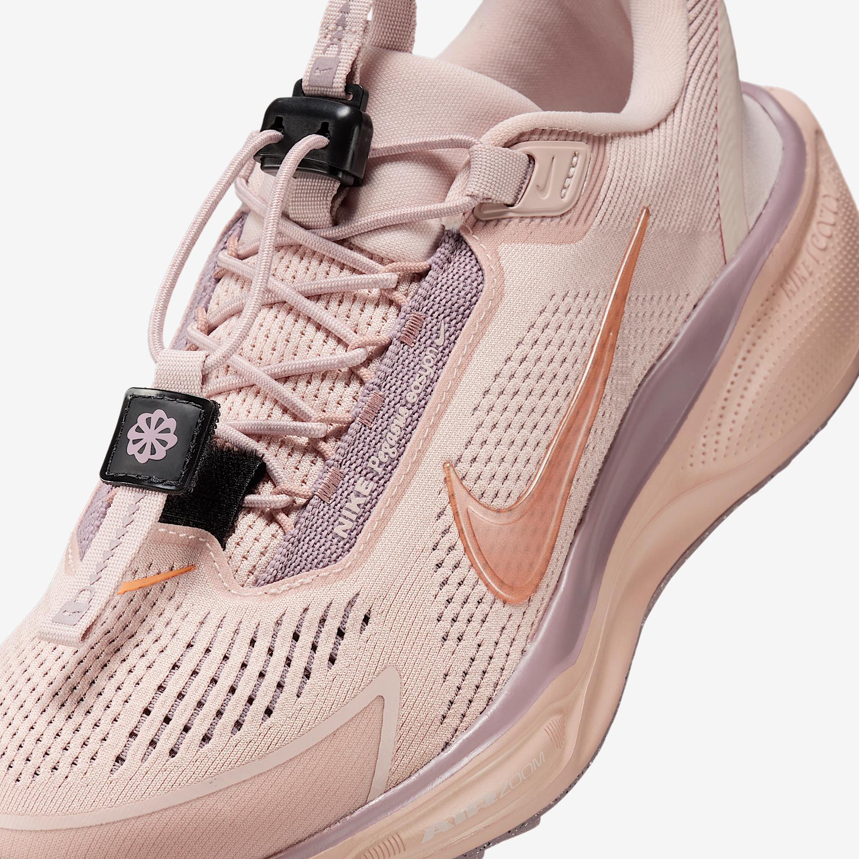 Nike Women's Pegasus EasyOn Road Running Shoes Product Image