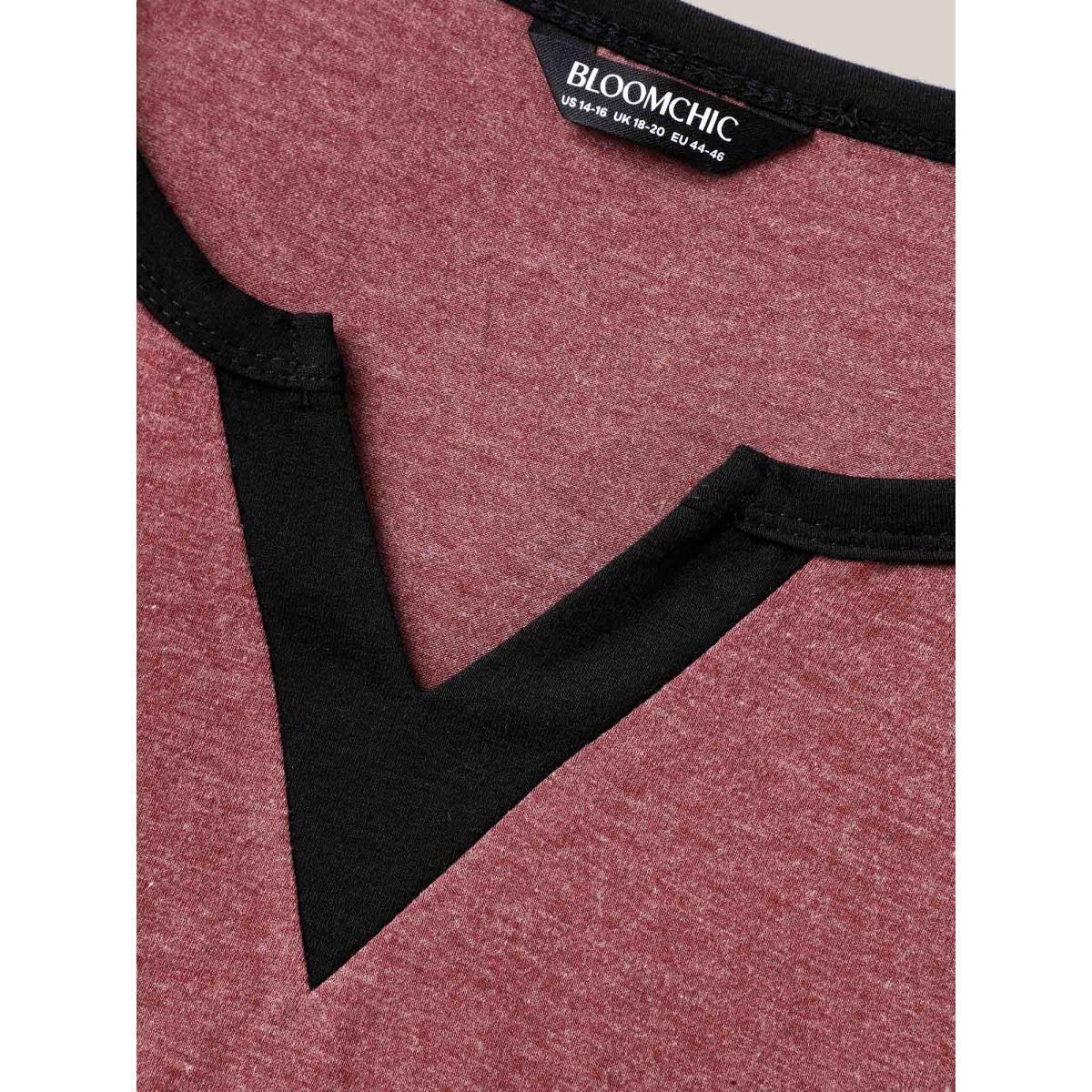 Plus Size Color Contrast Split Neck Everyday T-Shirt Scarlet Women Casual Contrast Notched collar Everyday-Casual T-shirts BloomChic 14-16/1X Product Image