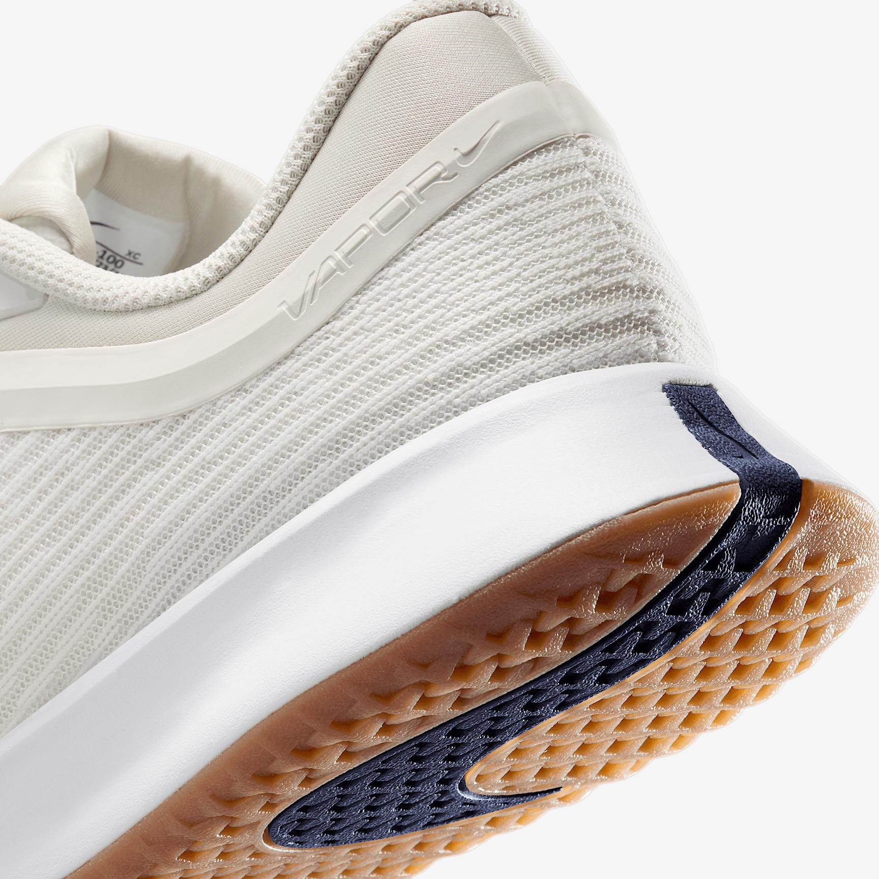 Nike Vapor Pro 3 Women's Hard Court Tennis Shoes Product Image