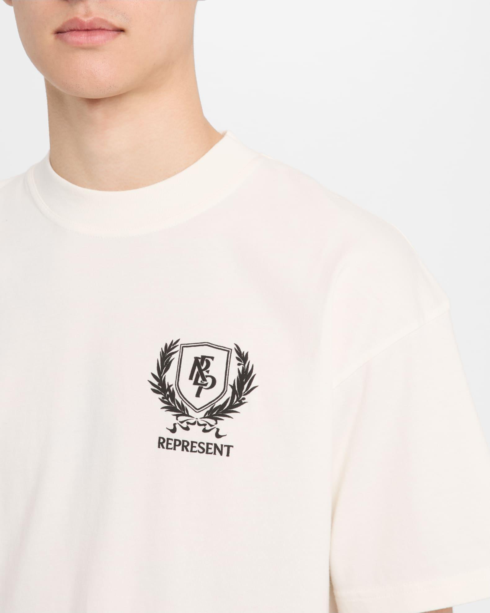 Men's Crest Crew T-Shirt Product Image