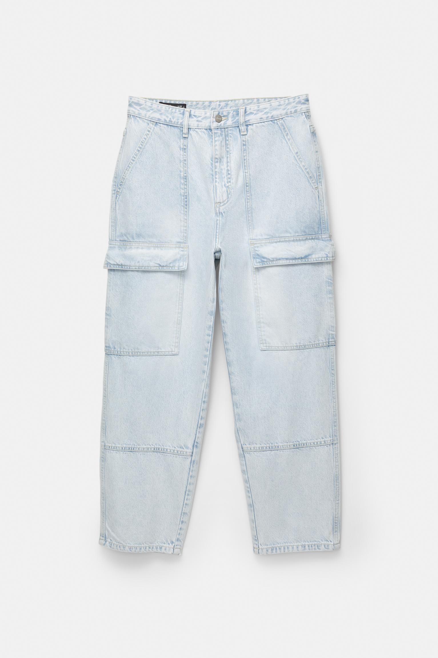 Baggy cargo jeans Product Image