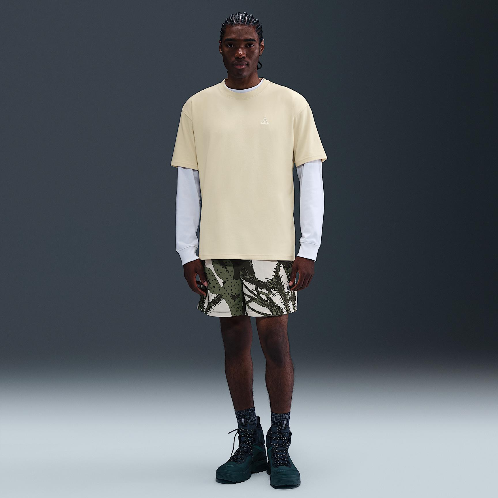 Mens Nike ACG Max90 T-Shirt | HJ0798-229 Product Image