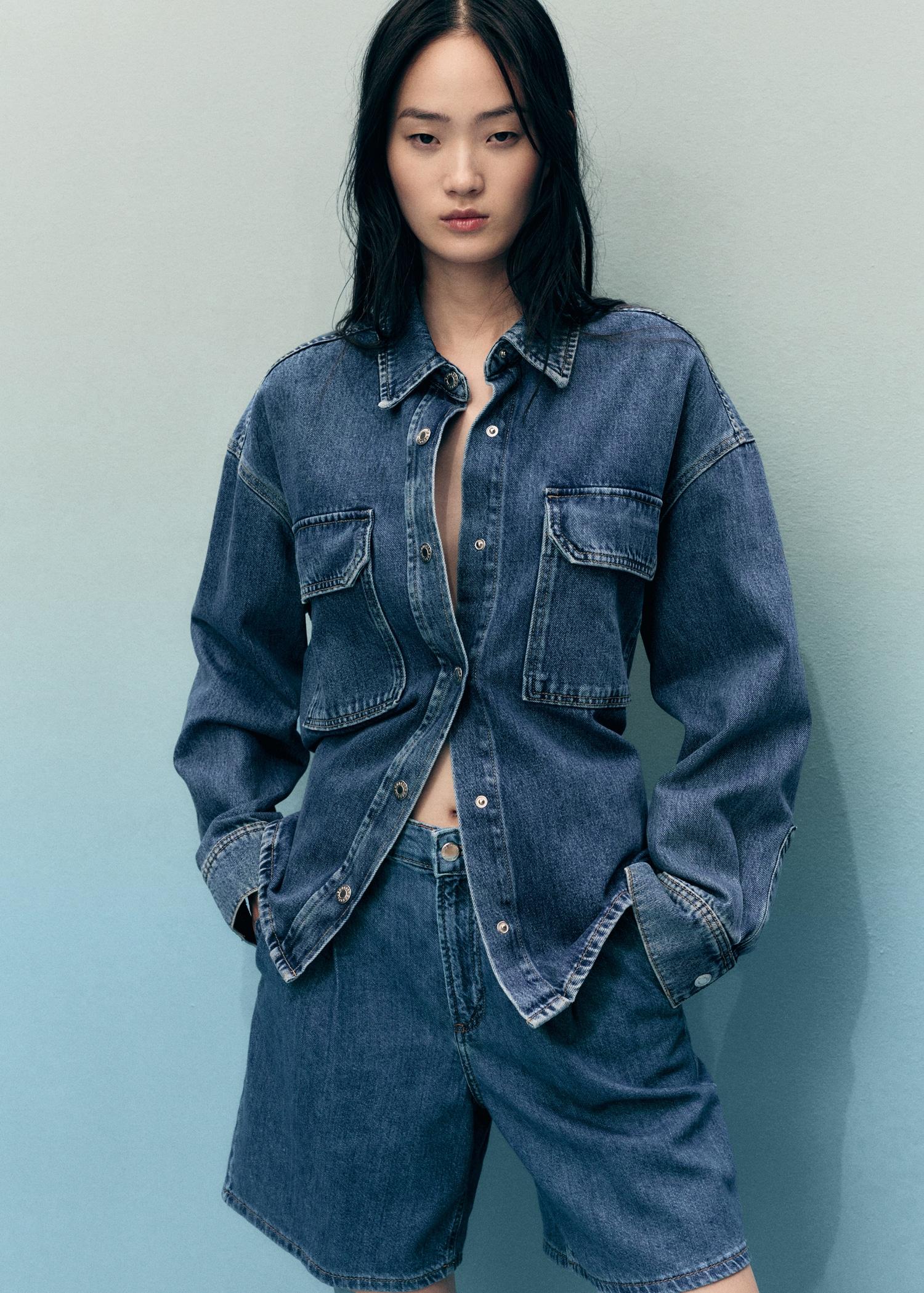 Mid-rise denim bermuda shorts with pleats - Women | MANGO USA Product Image