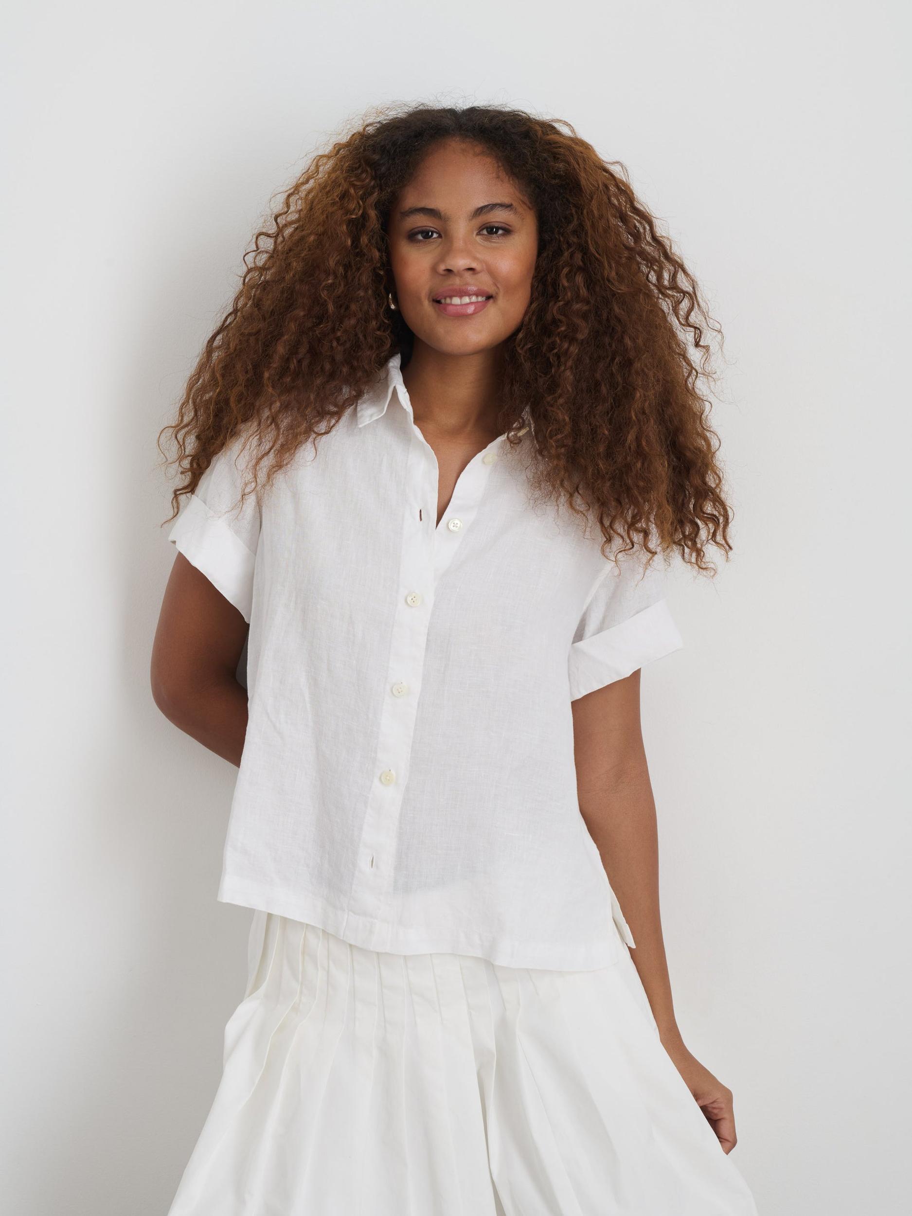 Maddie Shirt In Linen Product Image