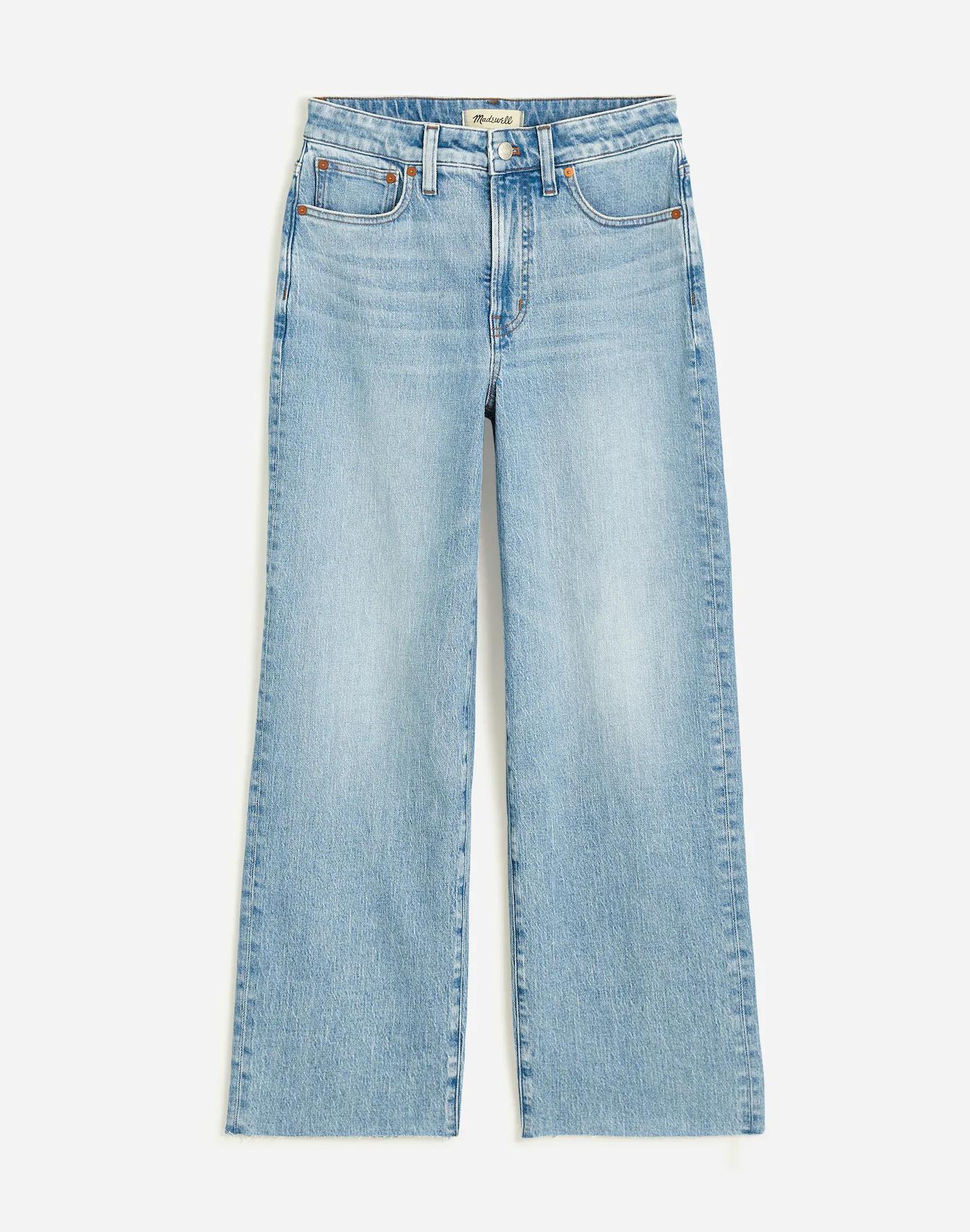 The Curvy Perfect Vintage Wide-Leg Crop Jean Product Image