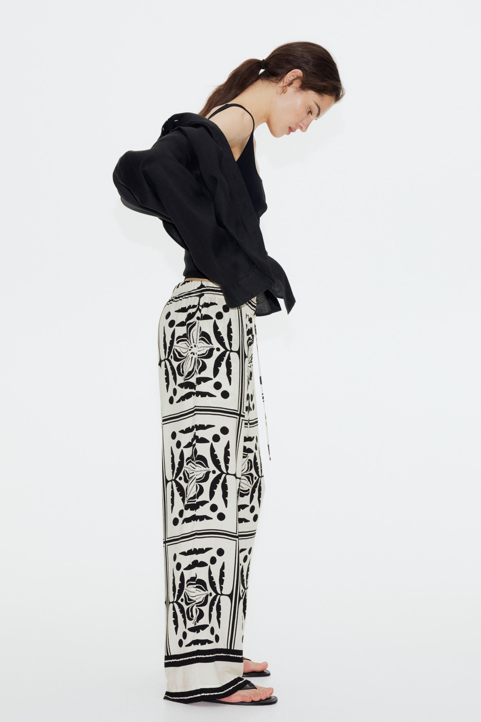 Wide-cut Pull-on Pants Product Image