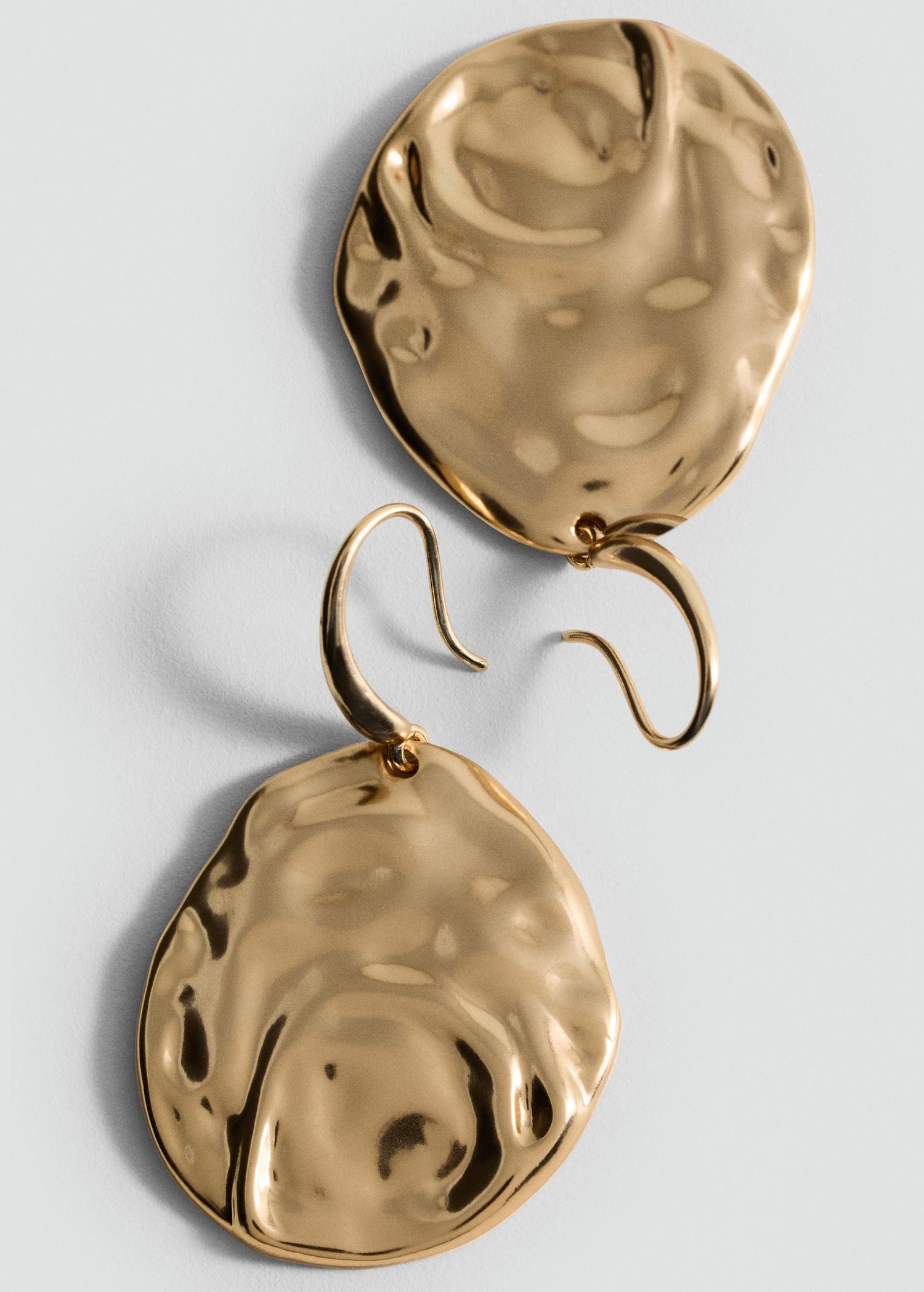 Textured coin earrings - Women | MANGO USA Product Image