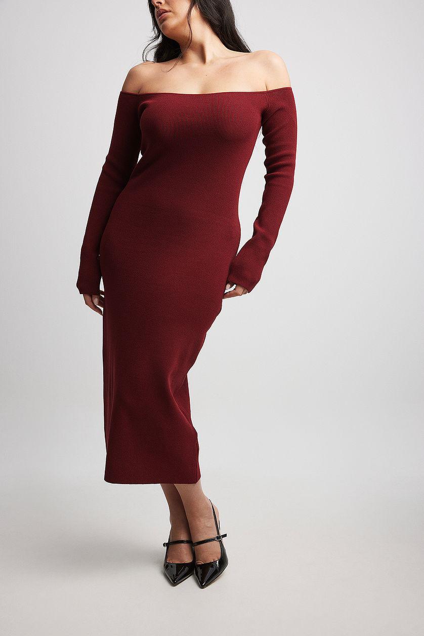 Offshoulder Knitted Midi Dress Product Image