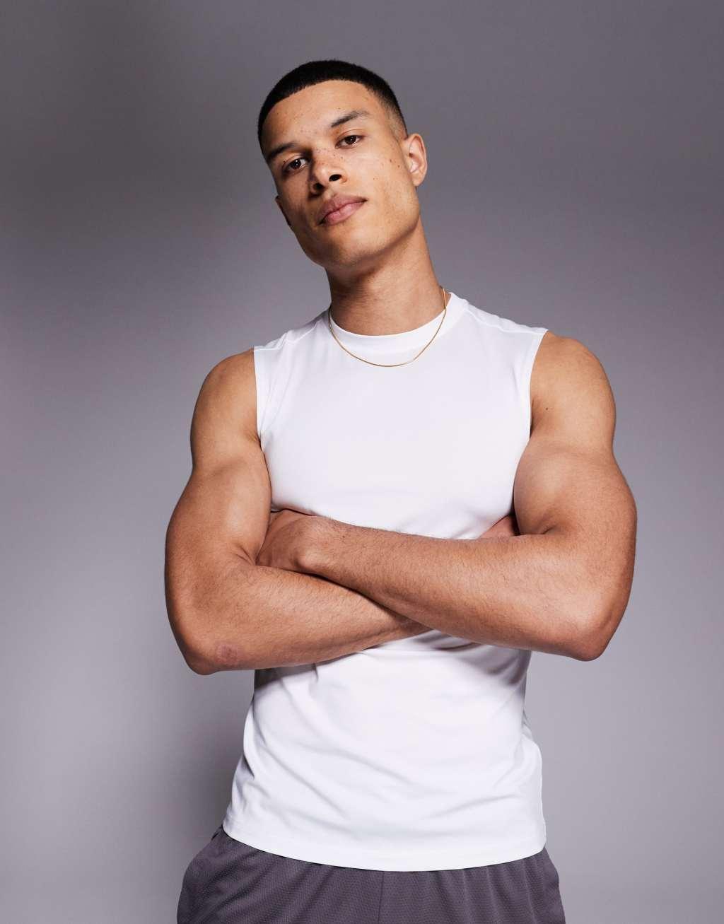 4505 Icon training quick dry muscle fit tank top in white  Product Image