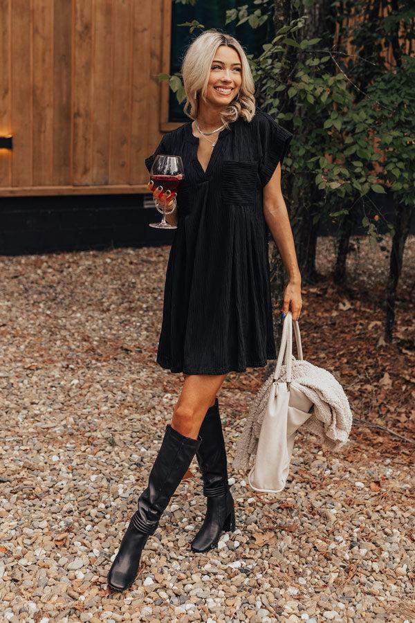 Long Weekend Wonderful Shift Dress In Black Product Image