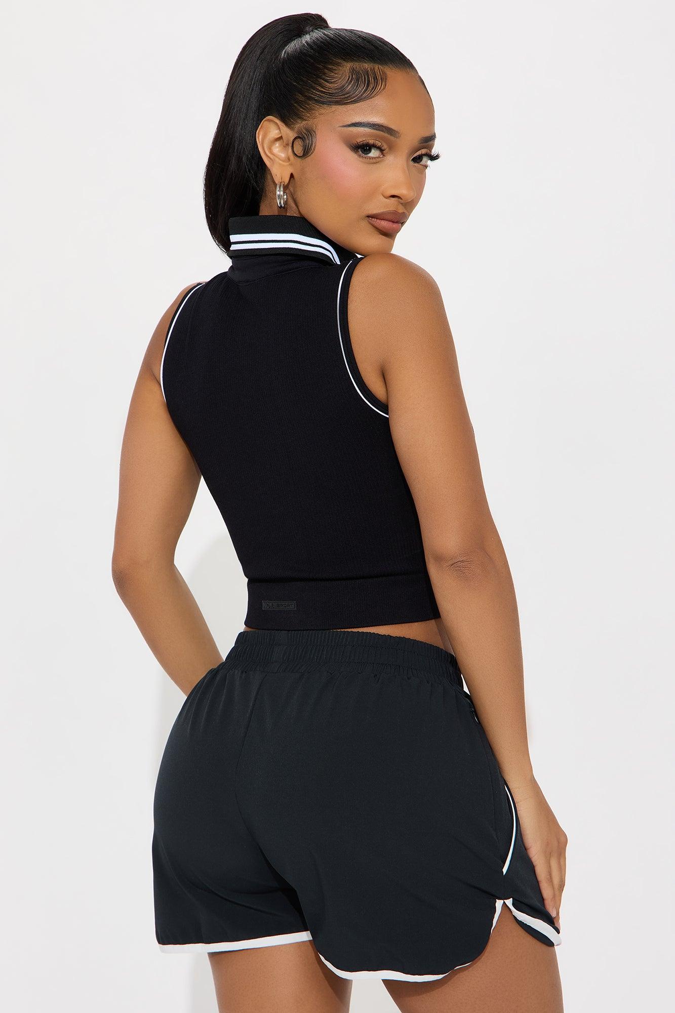 Clubhouse Charm Effortless Seamless Active Top - Black Product Image