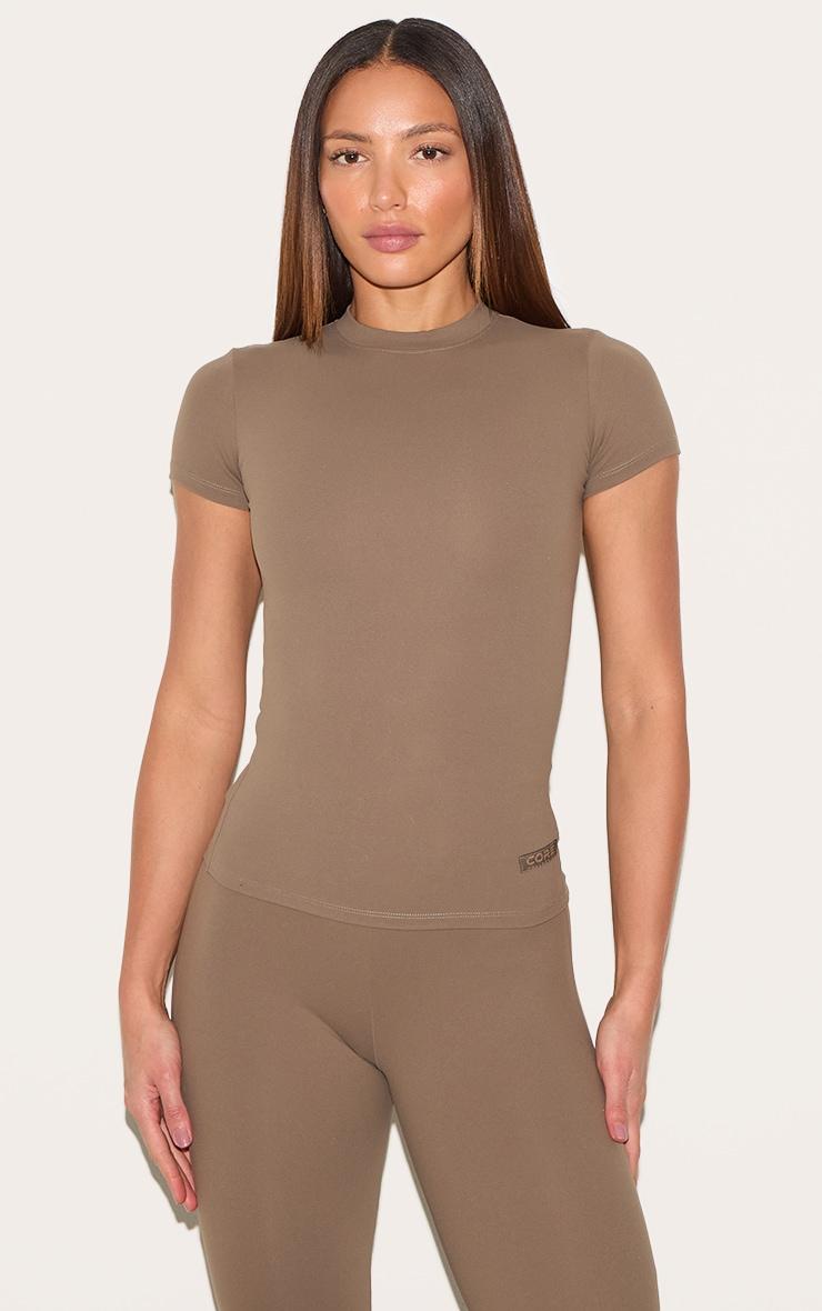 Tall Mocha Core Collection Tab Snatched Sculpt Short Sleeve T Shirt Product Image