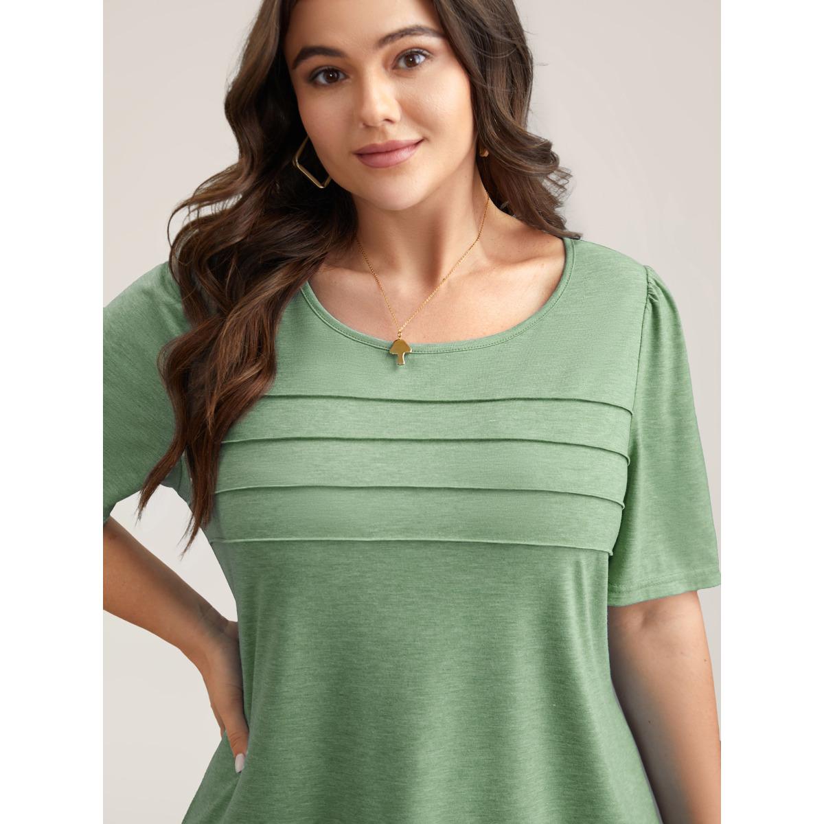 Plus Size Seamed Round Neck Fitted T-Shirt Greenbean Women Leisure Tucked seam Round Neck Casual T-shirts BloomChic 14-16/1X Product Image