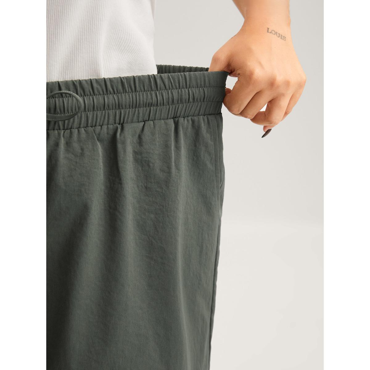 Plus Size Waist-Tie Solid Wide-Leg Shorts Women ArmyGreen Leisure Drawstring Wide Leg Casual Shorts BloomChic 18-20/2X Product Image