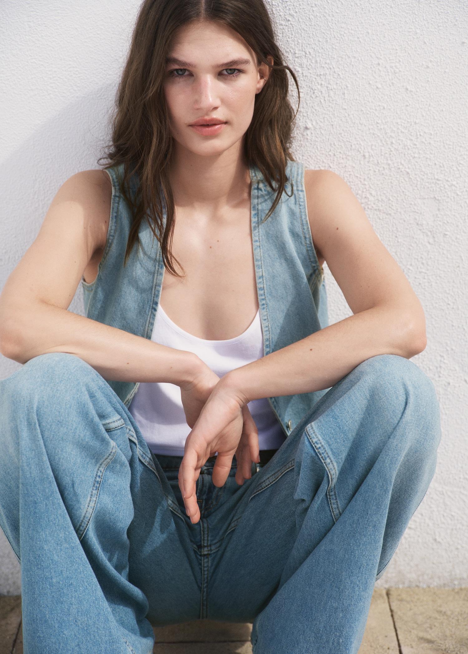 High-rise wideleg jeans - Women | MANGO USA Product Image