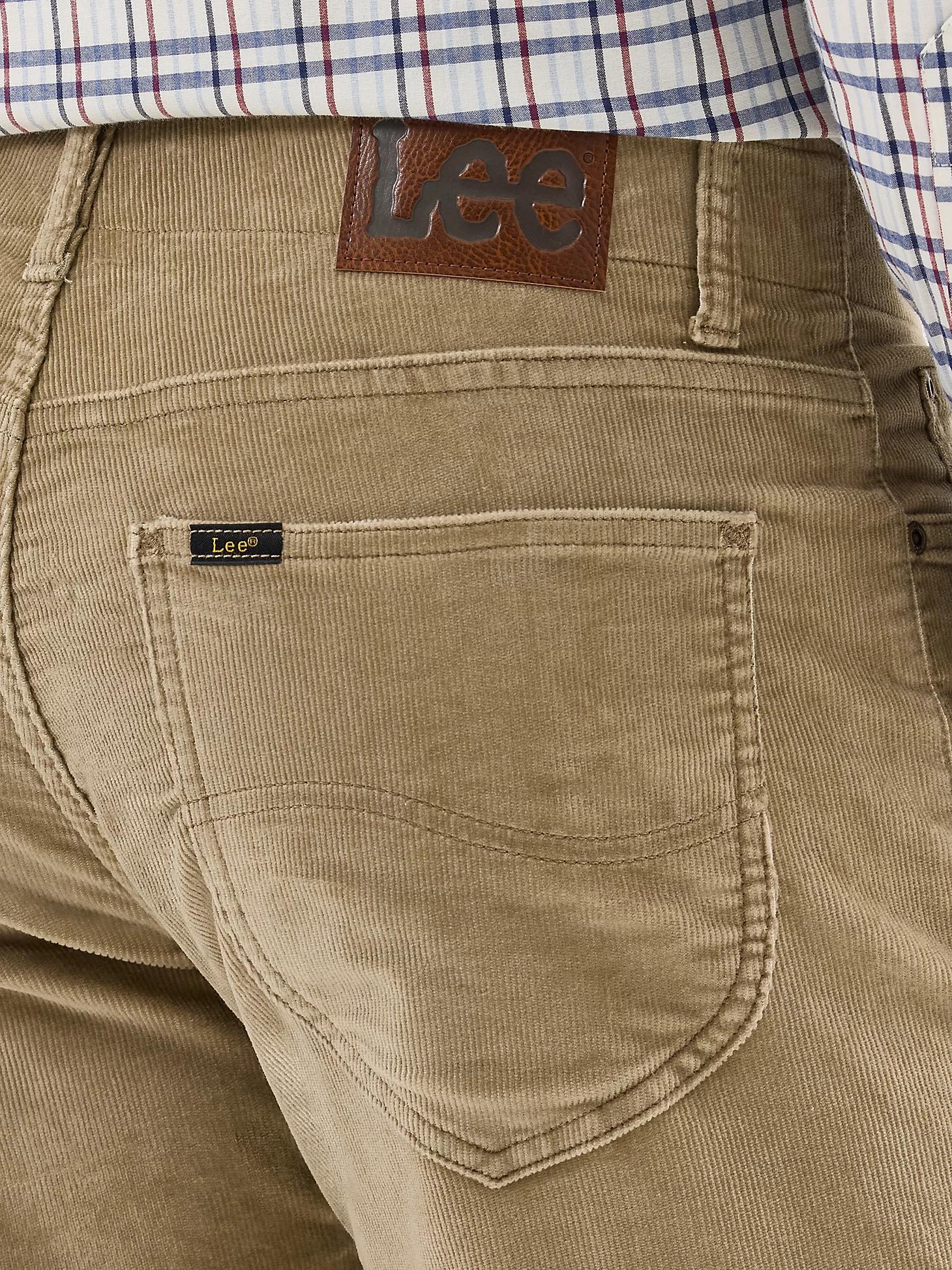 Men's Extreme Motion MVP Straight Taper Corduroy Pant | Men's Pants | Lee® Product Image