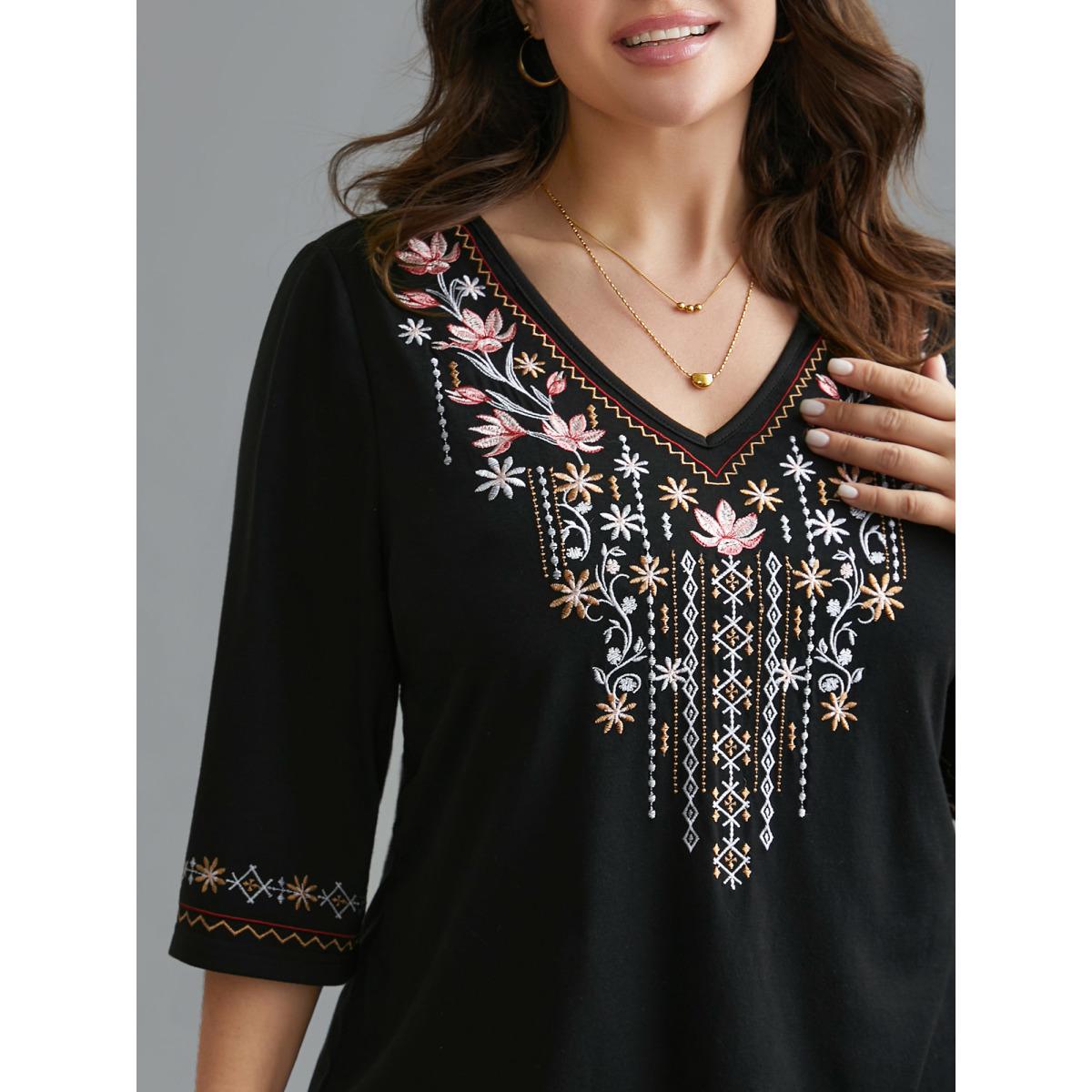 Plus Size Floral Embroidered V-Neck T-shirt Black Women Elegant Embroidered Natural Flowers V-neck Everyday T-shirts BloomChic 12/L Product Image