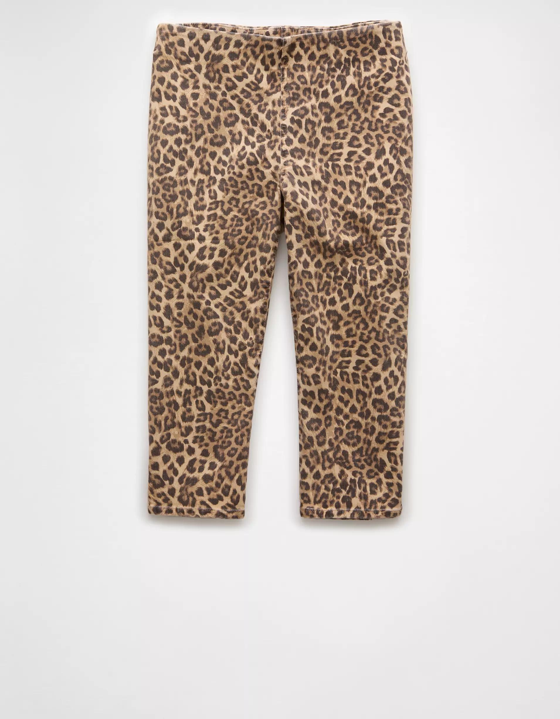 AE Stretch Low-Rise Leopard Capri Pant Product Image
