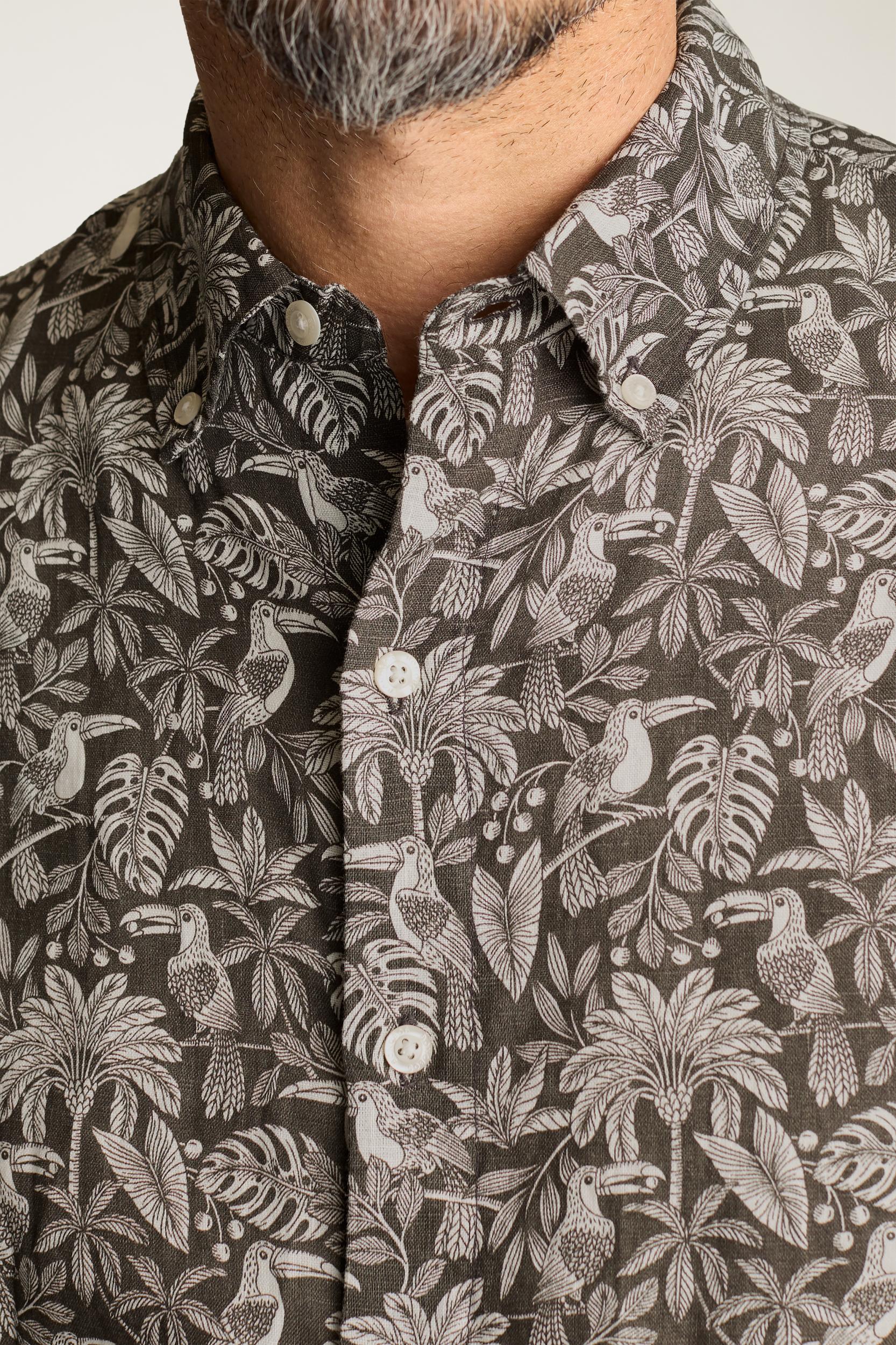 Riviera Linen Short Sleeve Shirt Product Image