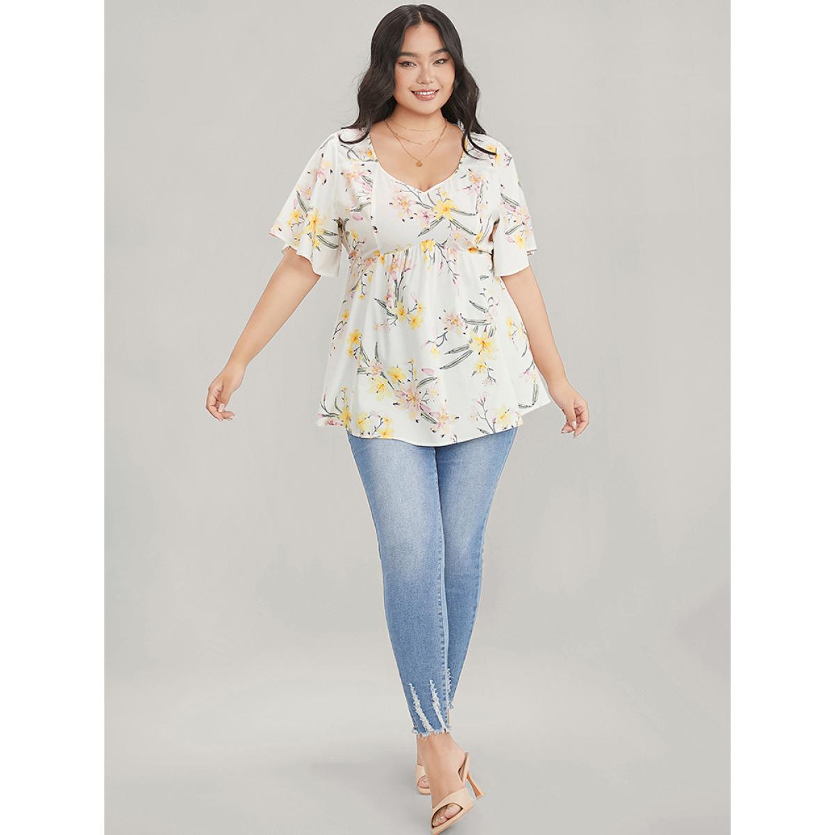 Plus Size Ivory Floral Print V Neck Ruffle Sleeve Blouse Women Elegant Short sleeve V-neck Dailywear Blouses BloomChic 22-24/3X Product Image