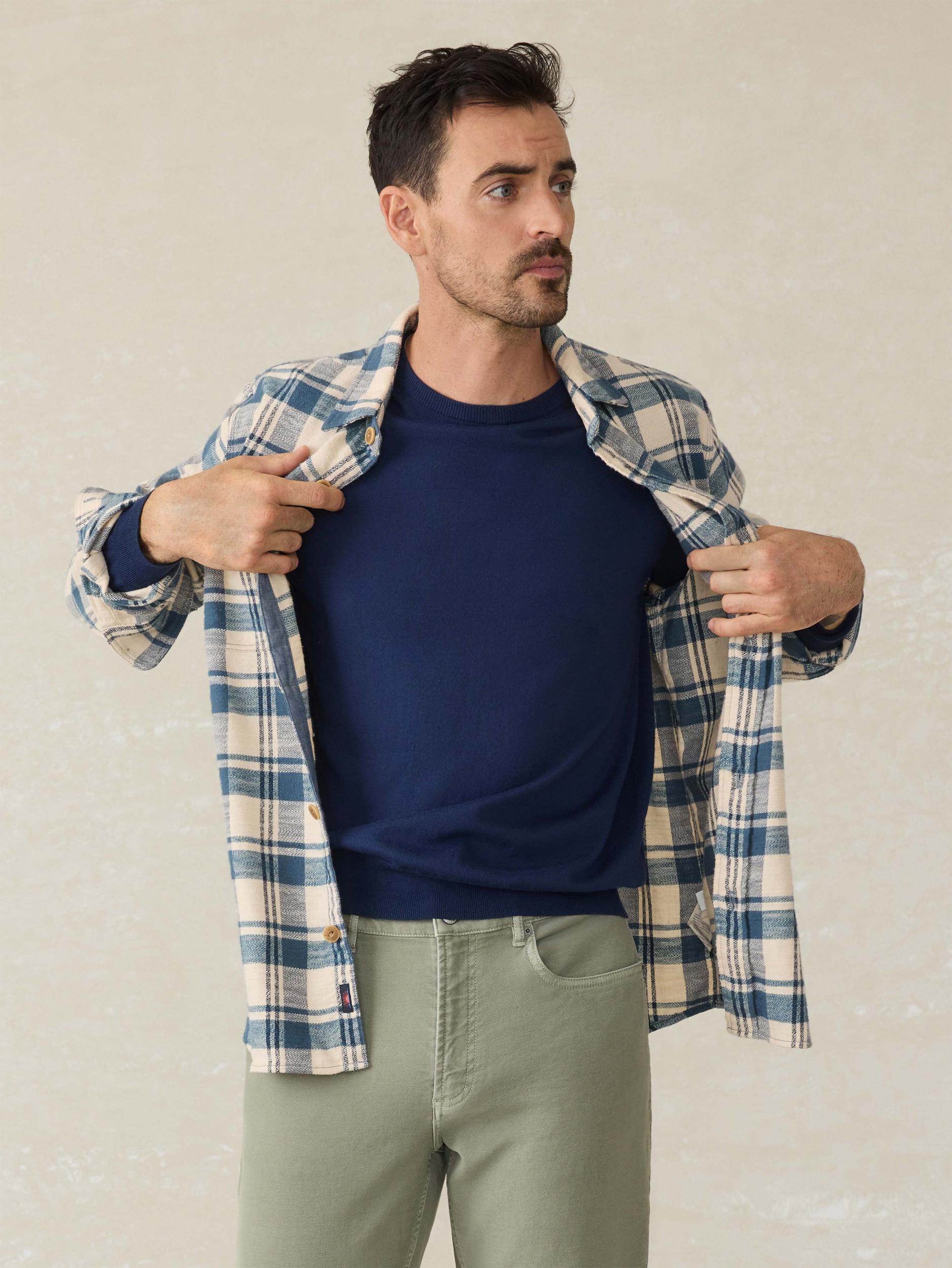 Movement™ Crewneck Sweater - Marine Navy Heather Male Product Image