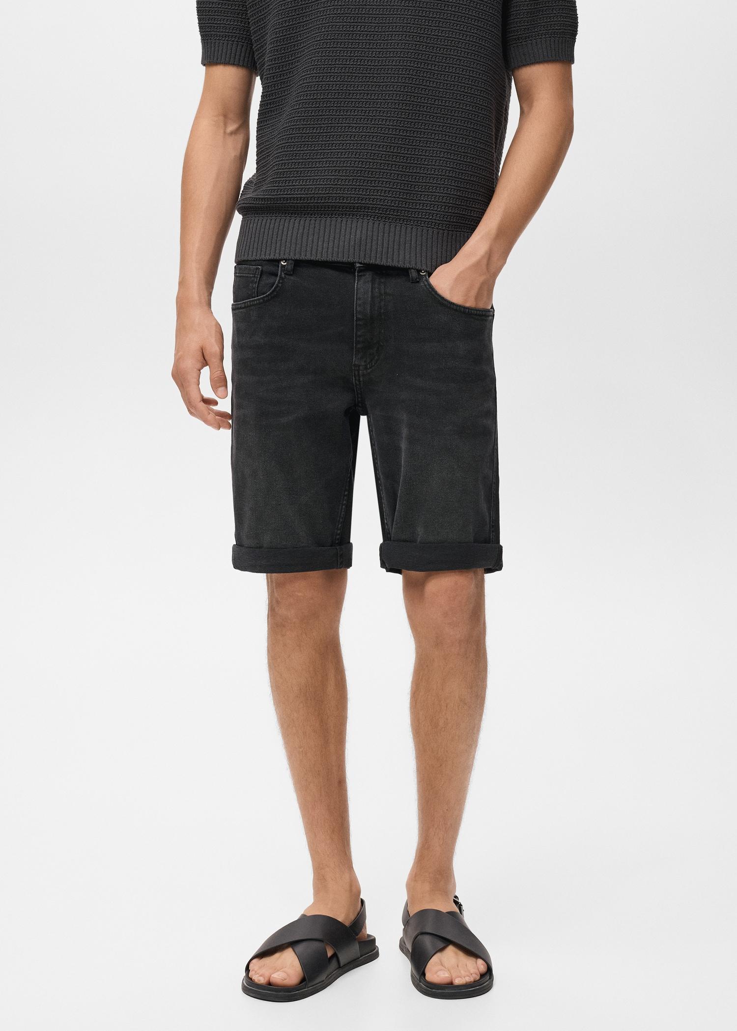 Slim-fit denim bermuda shorts - Men | MANGO USA Product Image