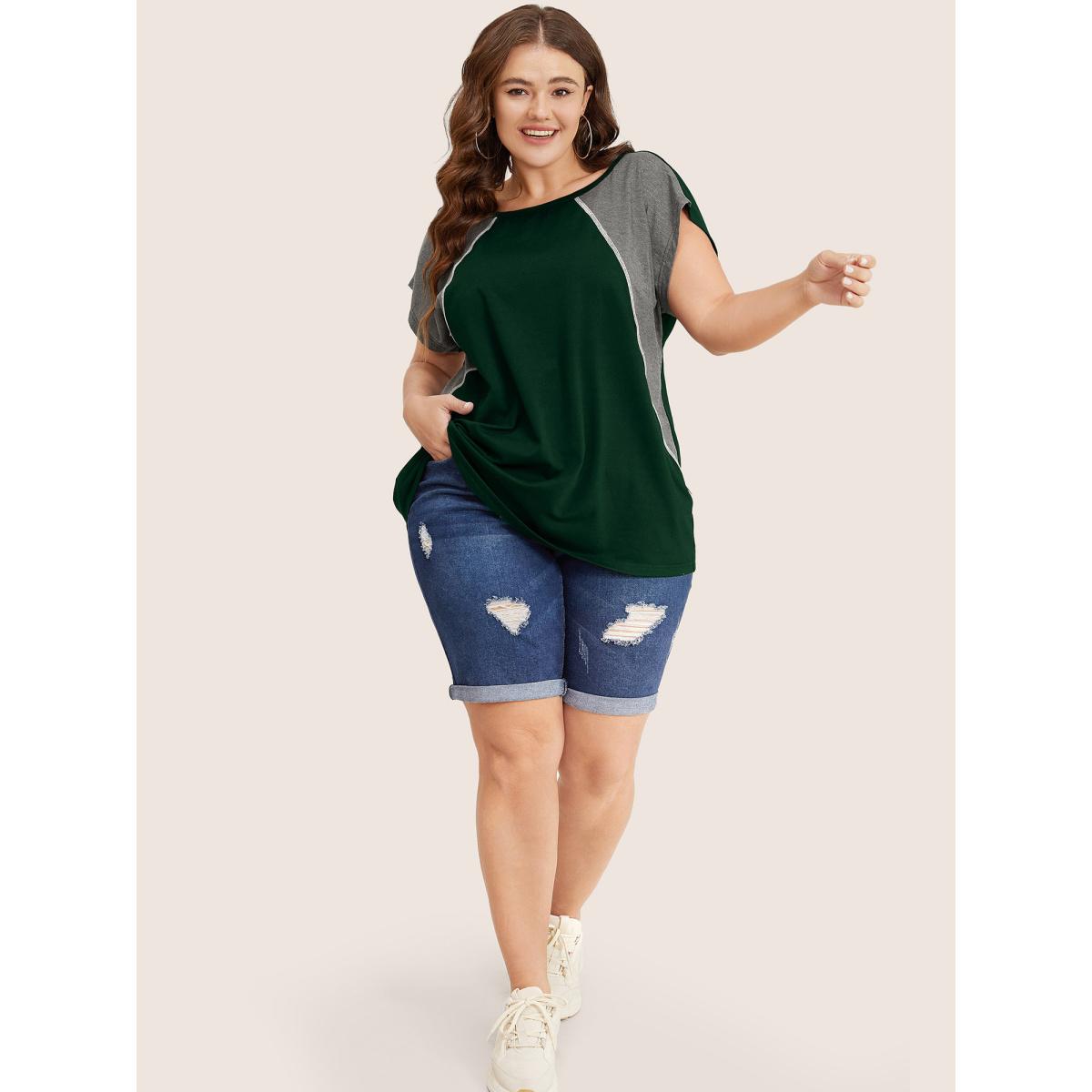 Plus Size Color Block Contrast Binding Batwing Sleeve T-shirt DarkGreen Women Casual Contrast Colorblock Round Neck Everyday T-shirts BloomChic 18-20/2X Product Image